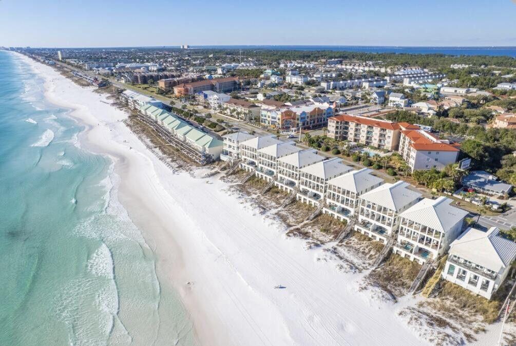 EMERALD WATERS - Residential