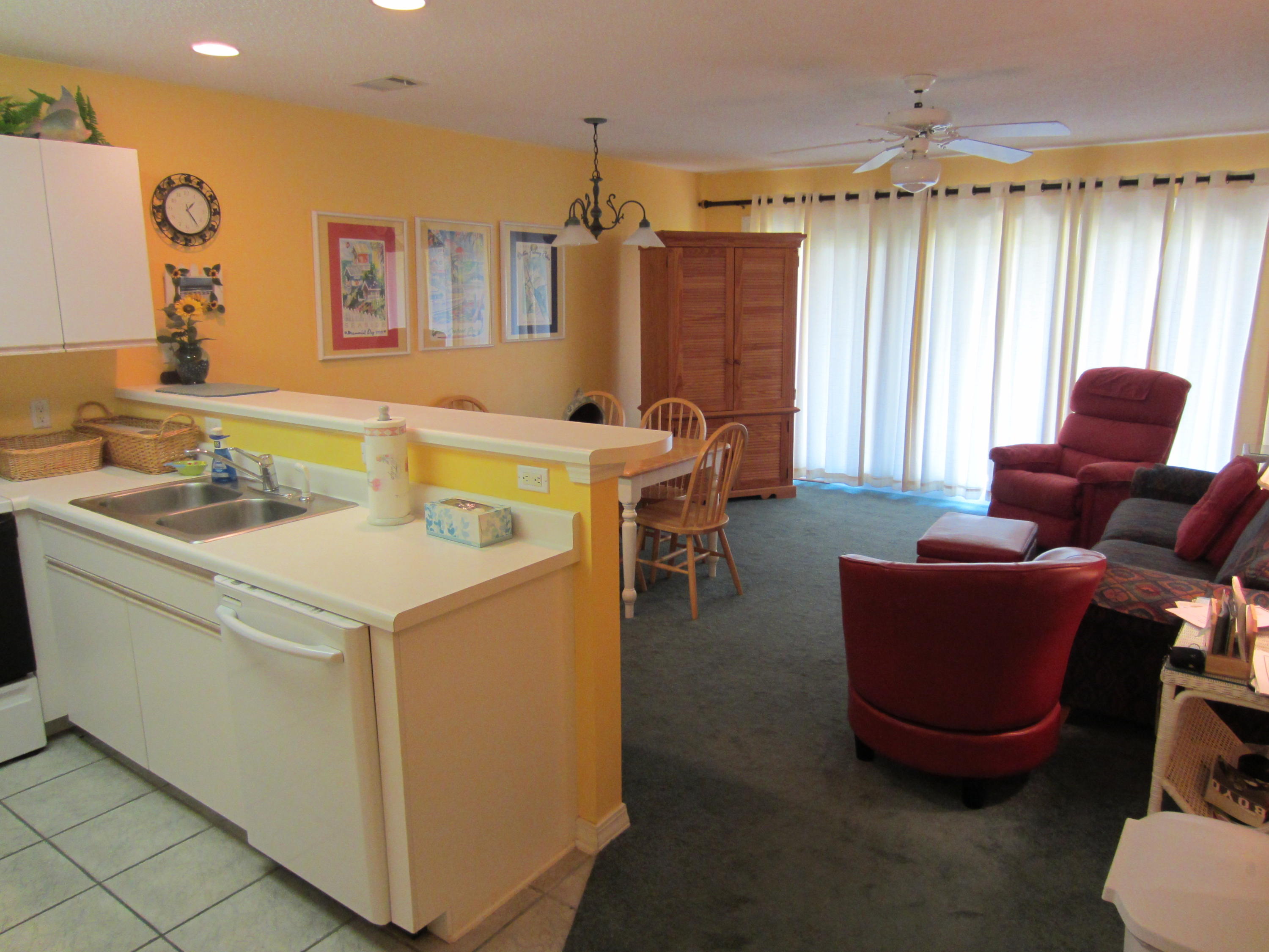 MARAVILLA CONDO 2 - Residential