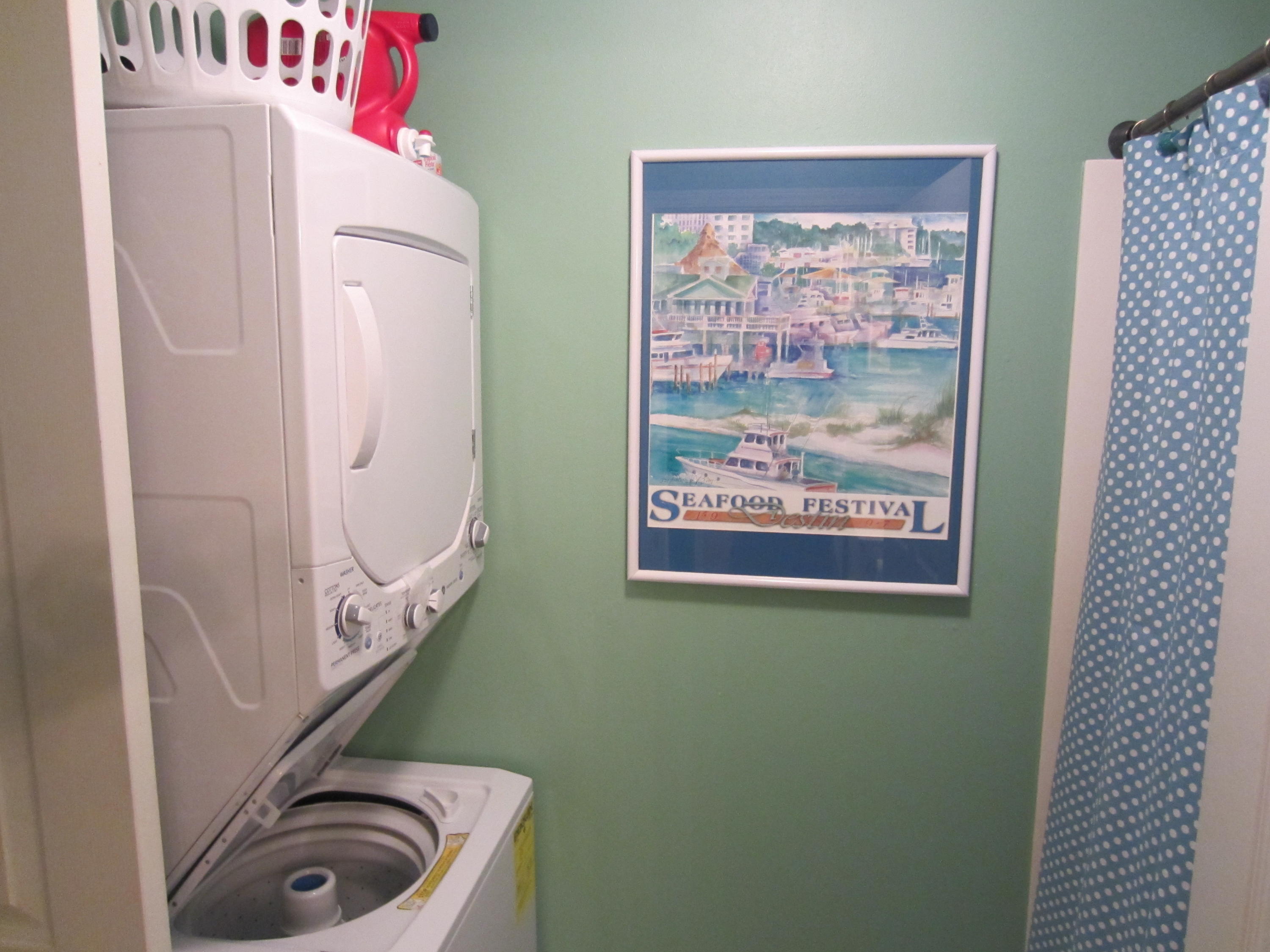 MARAVILLA CONDO 2 - Residential