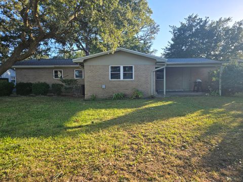 A home in Fort Walton Beach