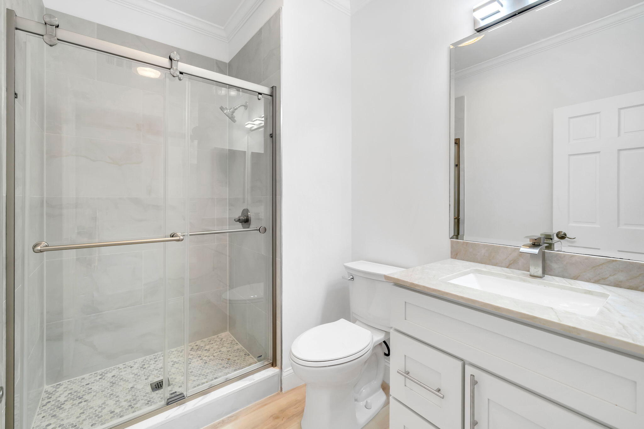 GLENLAKE PH 1 - Residential Lease