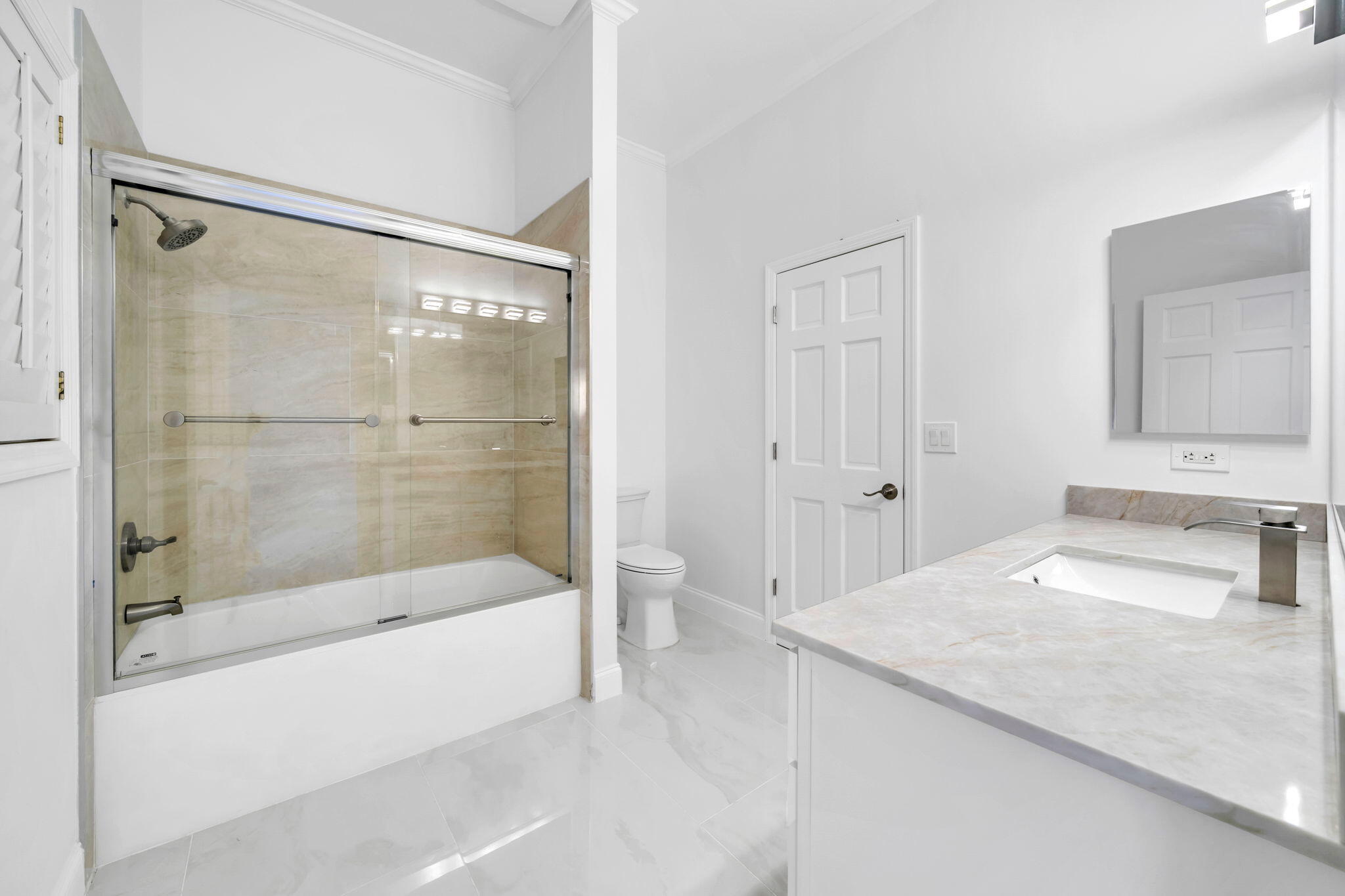 GLENLAKE PH 1 - Residential Lease