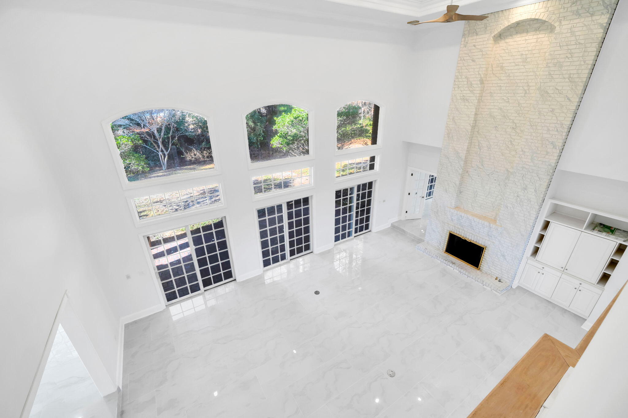 GLENLAKE PH 1 - Residential Lease