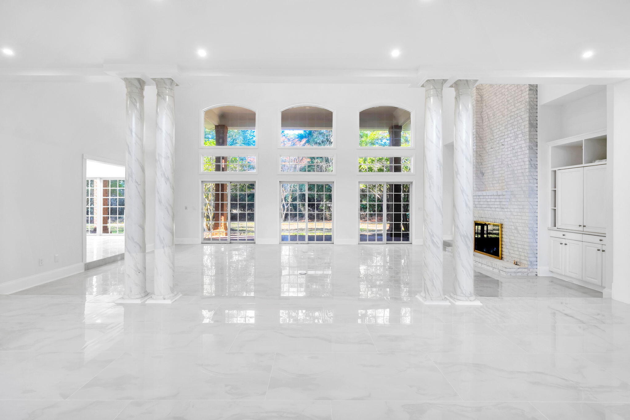 GLENLAKE PH 1 - Residential Lease