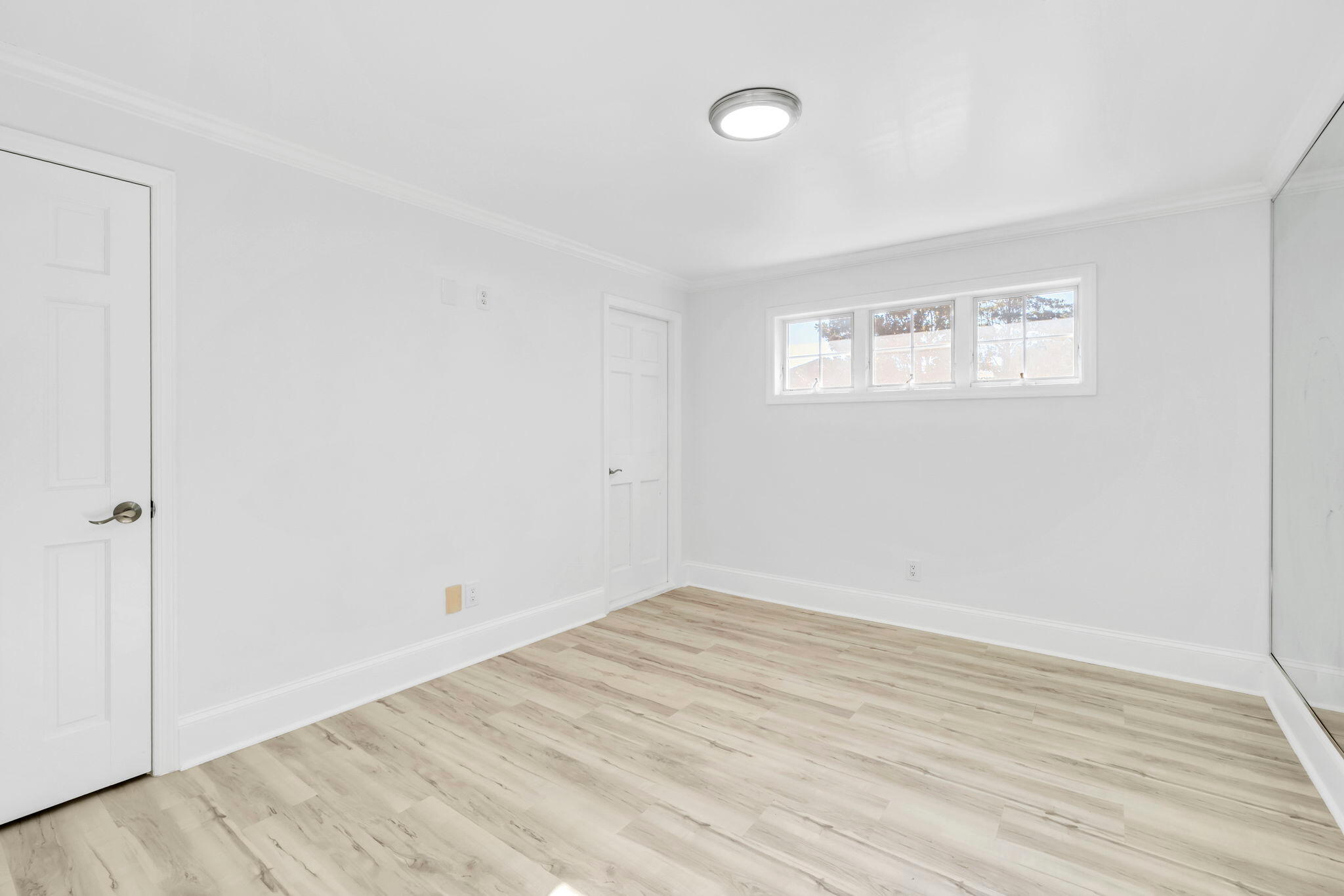 GLENLAKE PH 1 - Residential Lease