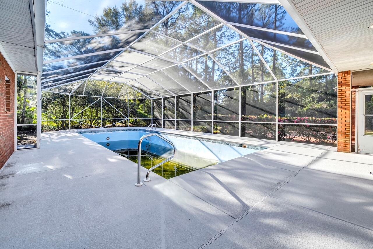 GLENLAKE PH 1 - Residential Lease