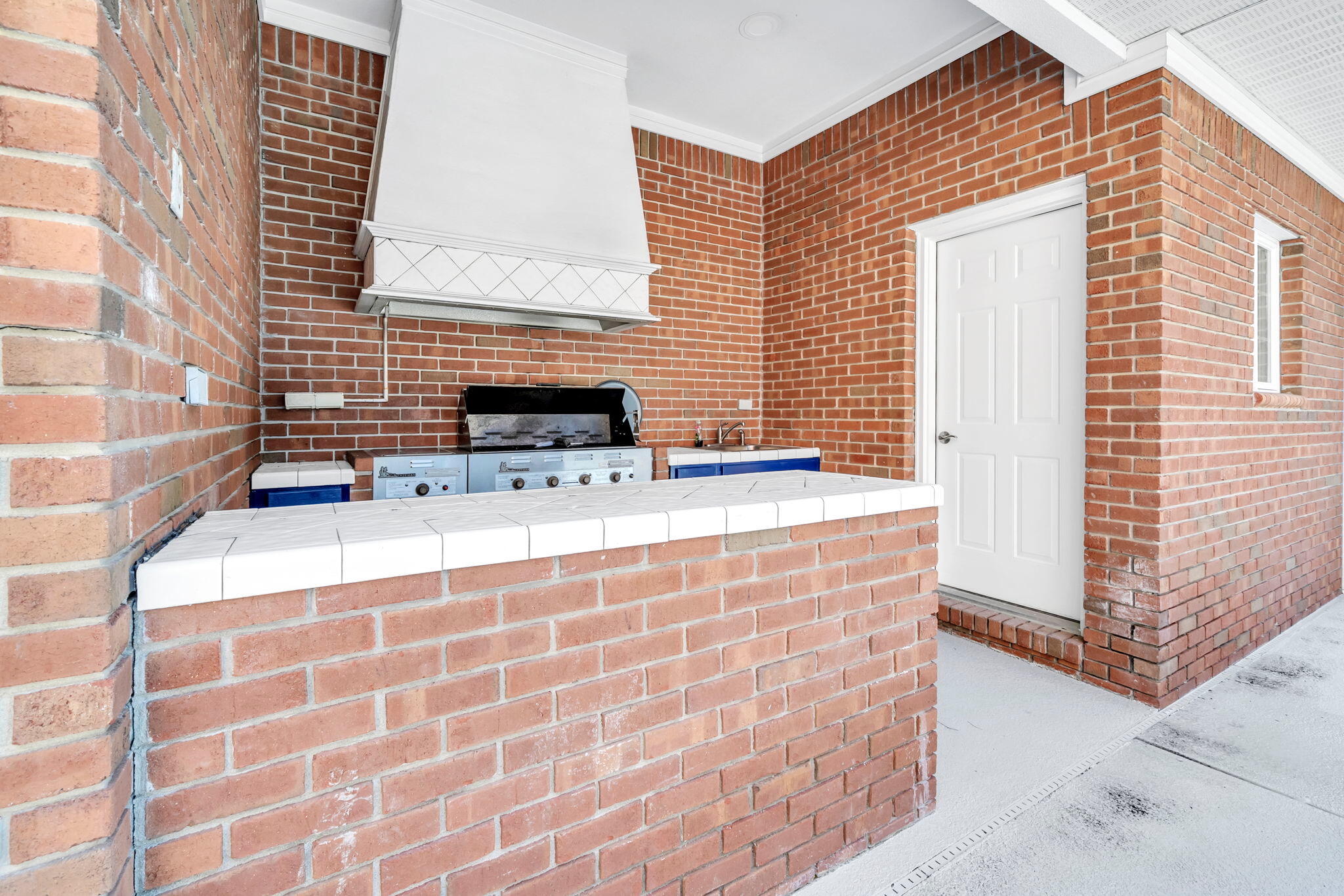 GLENLAKE PH 1 - Residential Lease