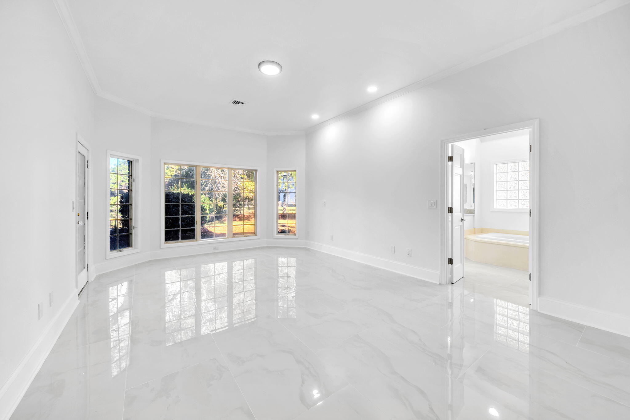 GLENLAKE PH 1 - Residential Lease