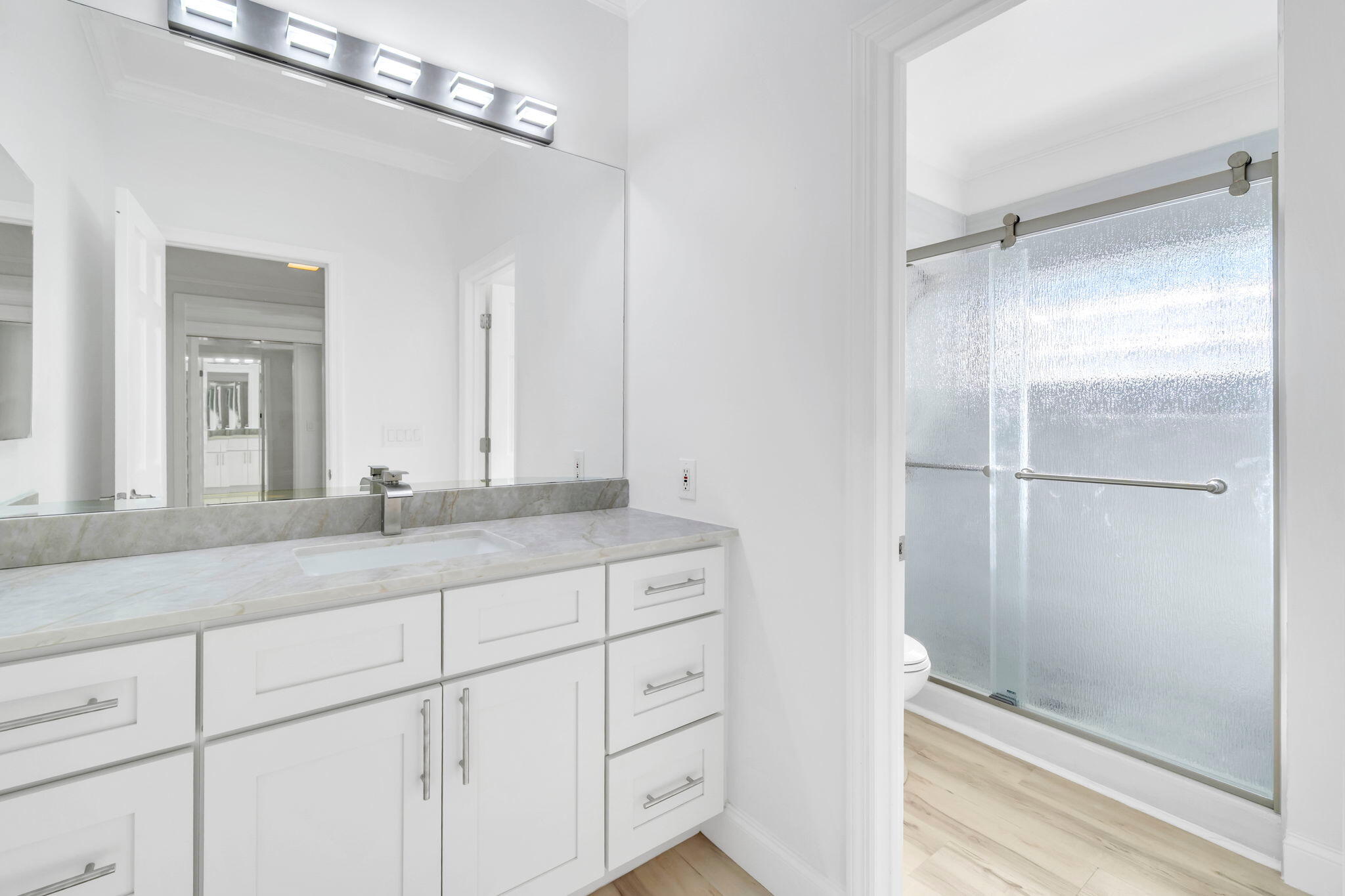 GLENLAKE PH 1 - Residential Lease