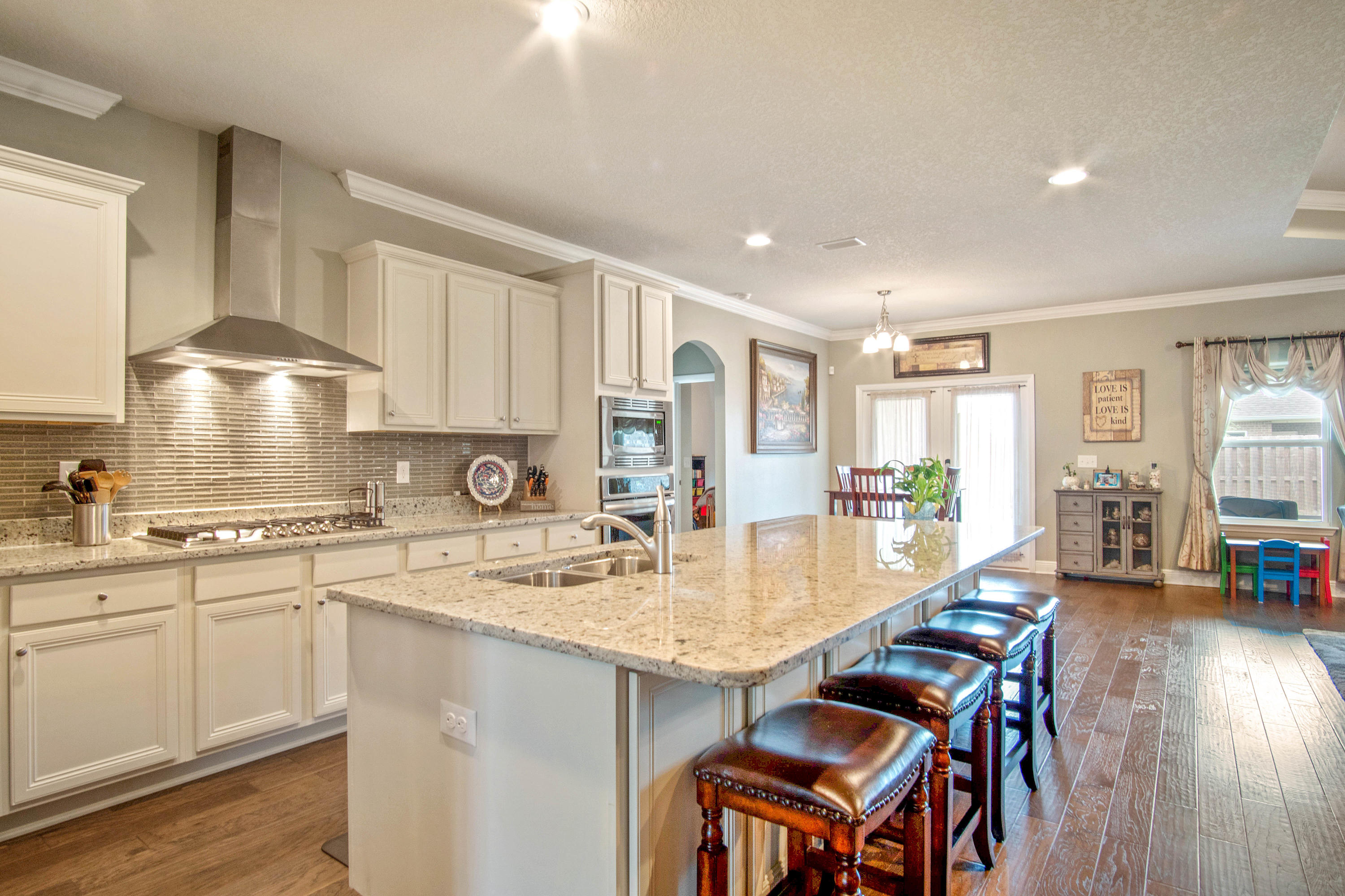 HAMMOCK BAY - Residential