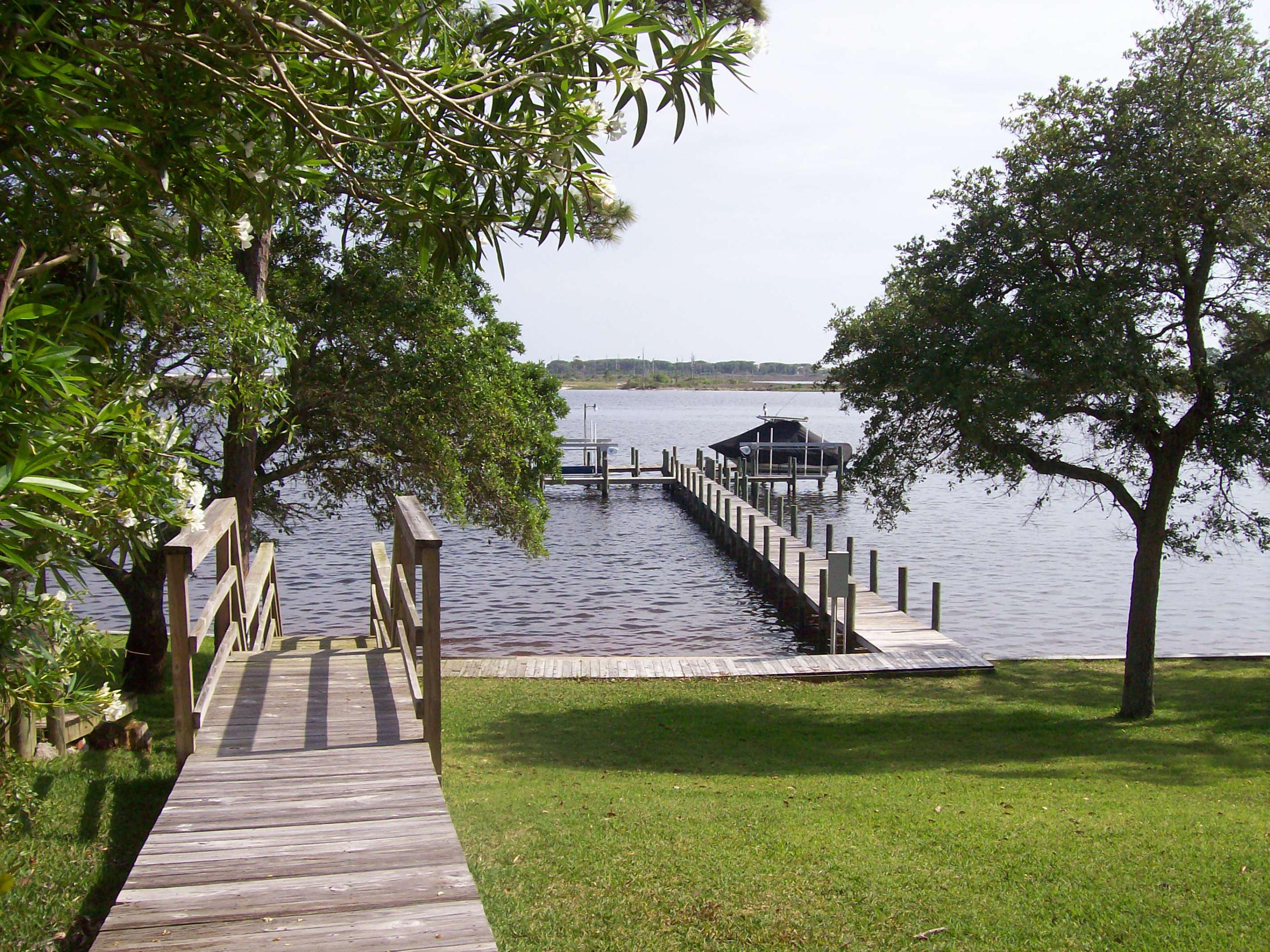 PLANTATION OAKS S/D - Land