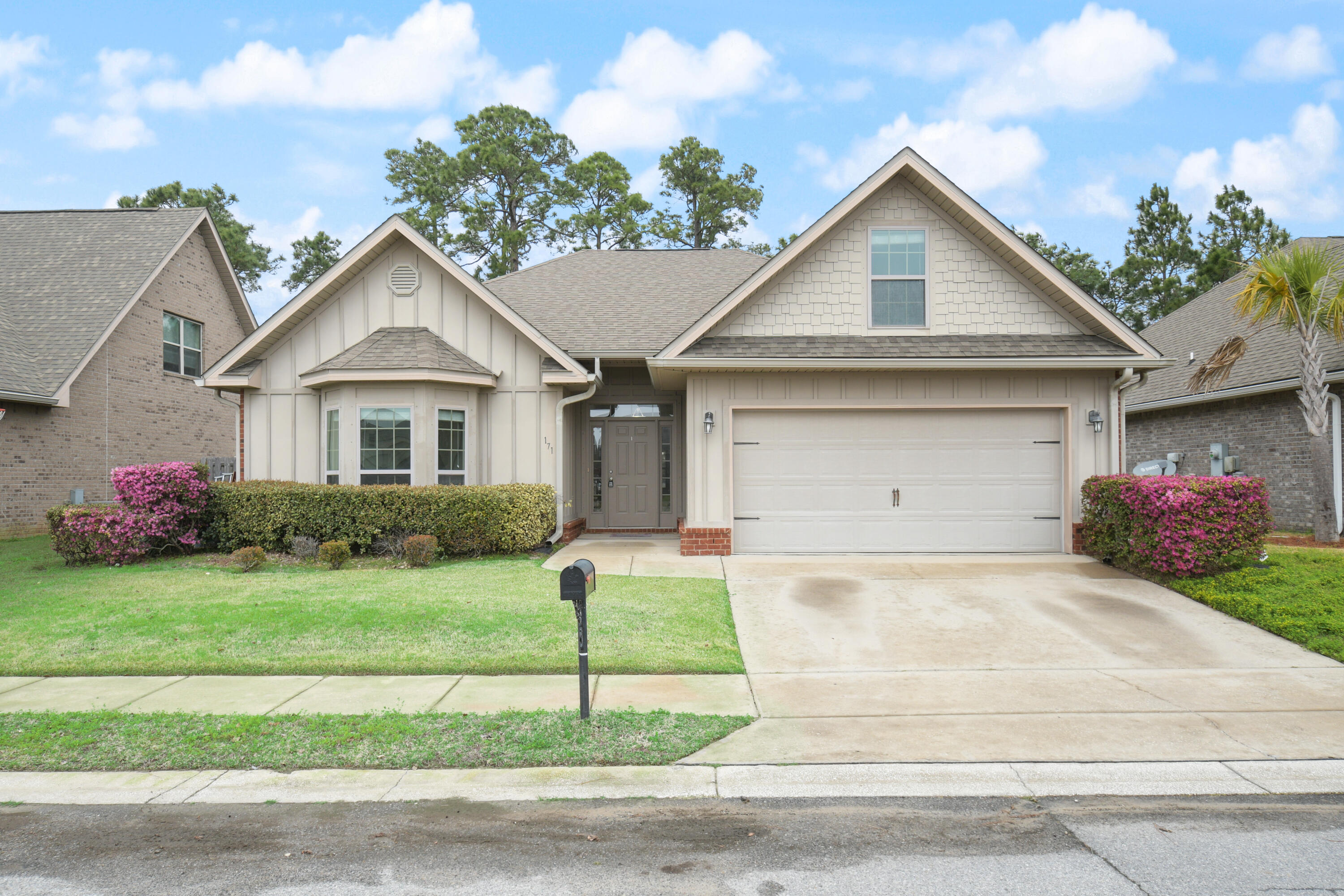 Beautiful 3 Bedroom, 2 Bath house in desirable Whispering Lake! This is Santa Rosa Beach living at its best...Just minutes from the beautiful white sand beaches, grocery stores, area schools, restaurants, golf, shopping, etc. Large open living room, kitchen with granite counter tops and stainless appliances, large dining area, and additional office/sitting room that leads to backyard patio. The Master Bathroom offers a garden tub, double vanity, granite countertop, tiled shower, and large walk-in closet. Large bonus room over 2 car garage adds valuable living space and could be used in a variety of ways. Ceramic through out entire house makes beach life a breeze. Call for your showing today!!
