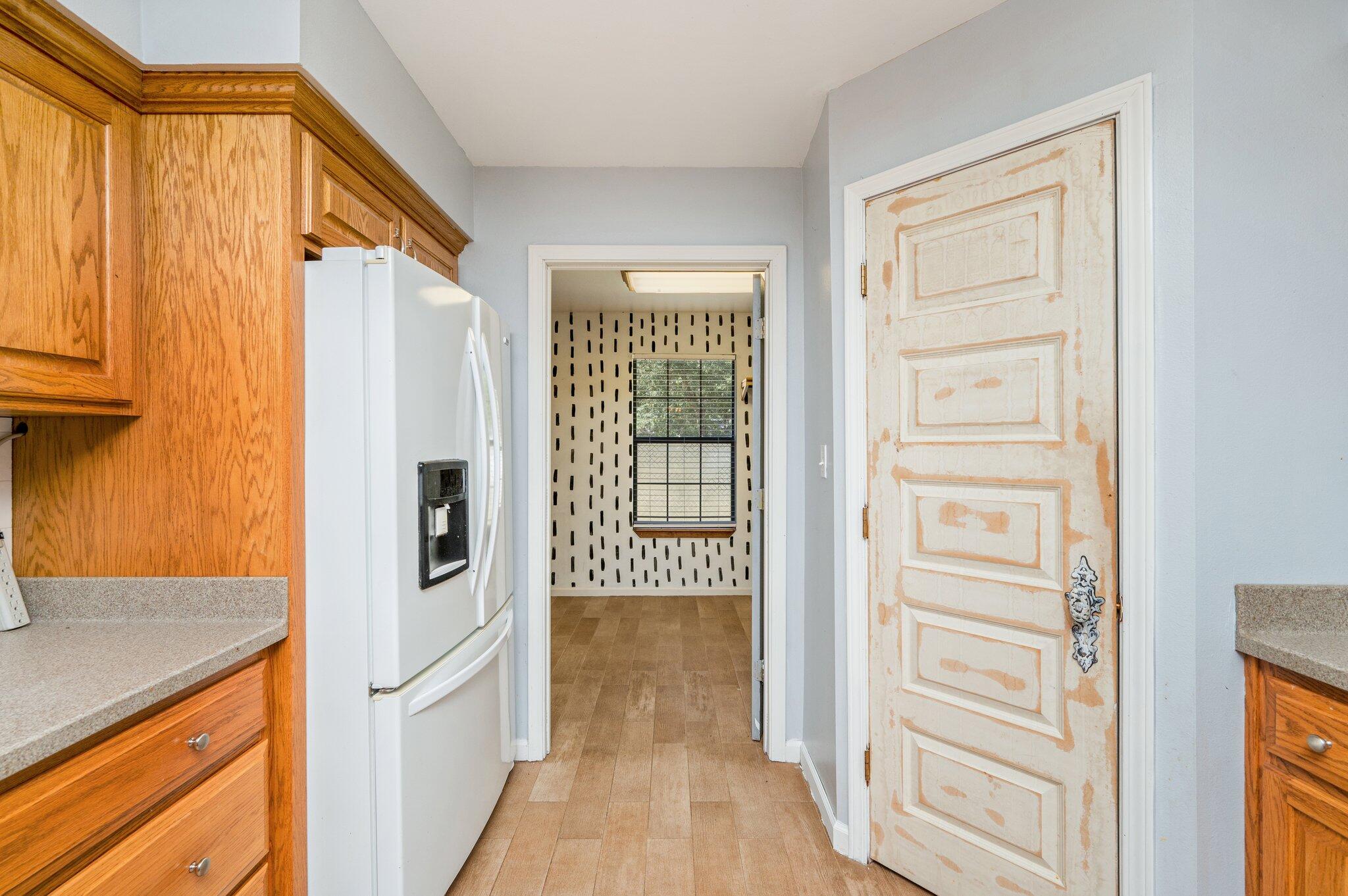 EDGEWOOD - Residential Lease