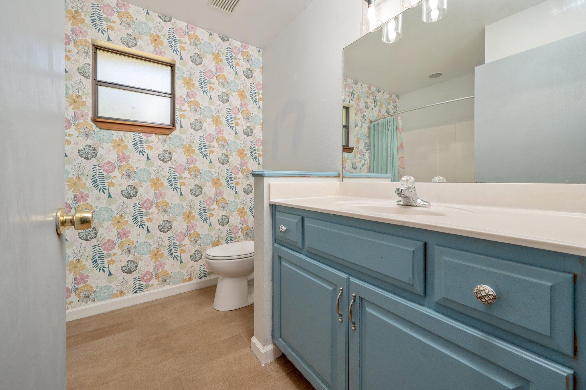 EDGEWOOD - Residential Lease