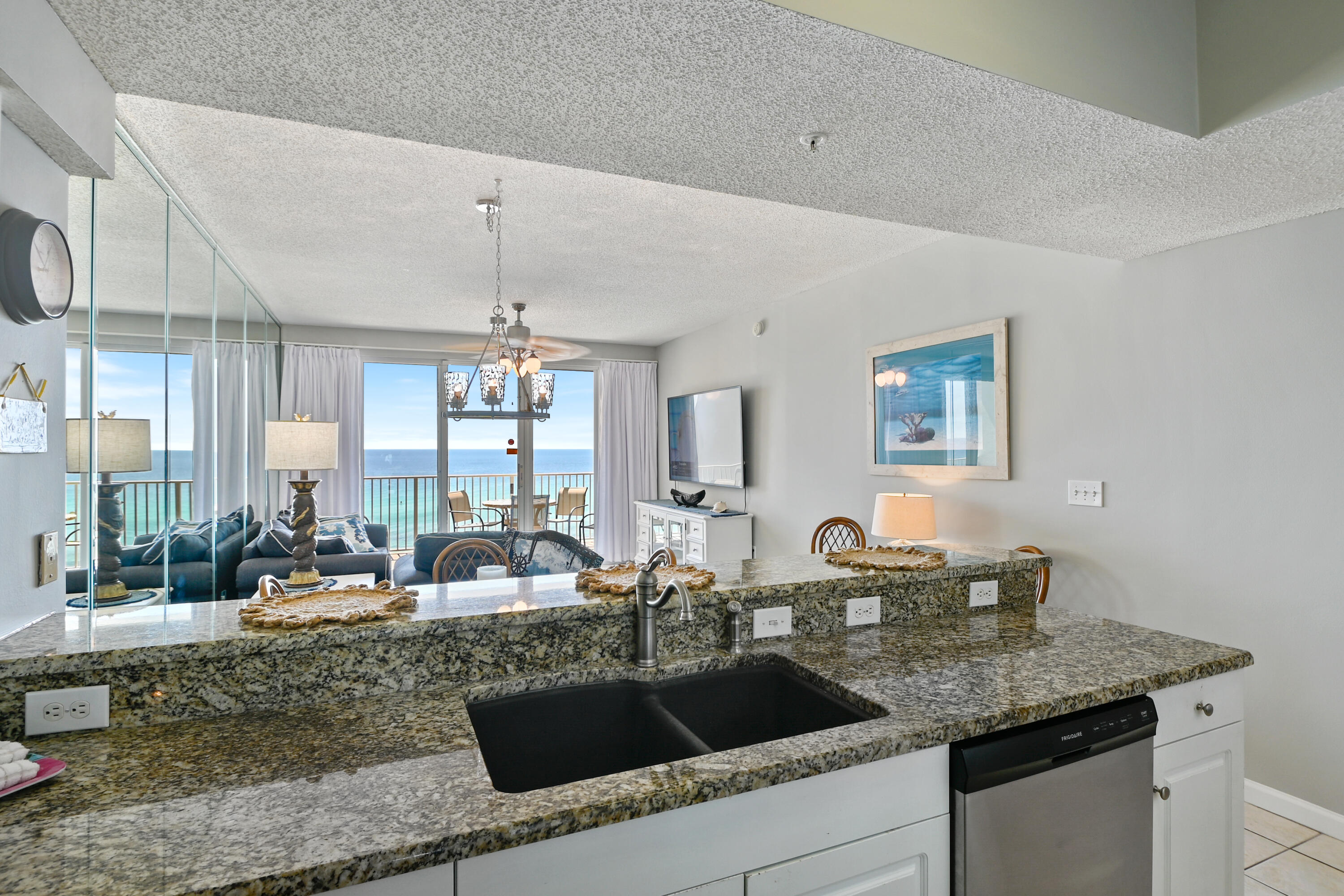 MAJESTIC SUN - Residential