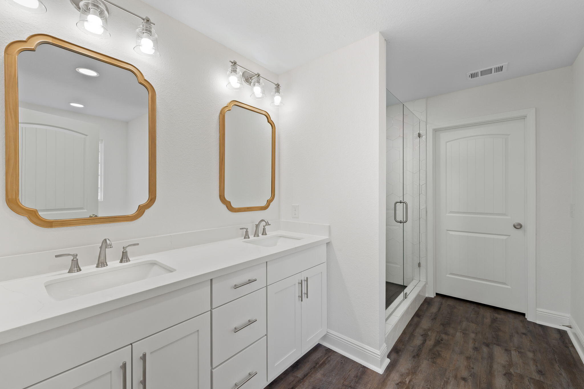 Navarre 2nd addition - Residential