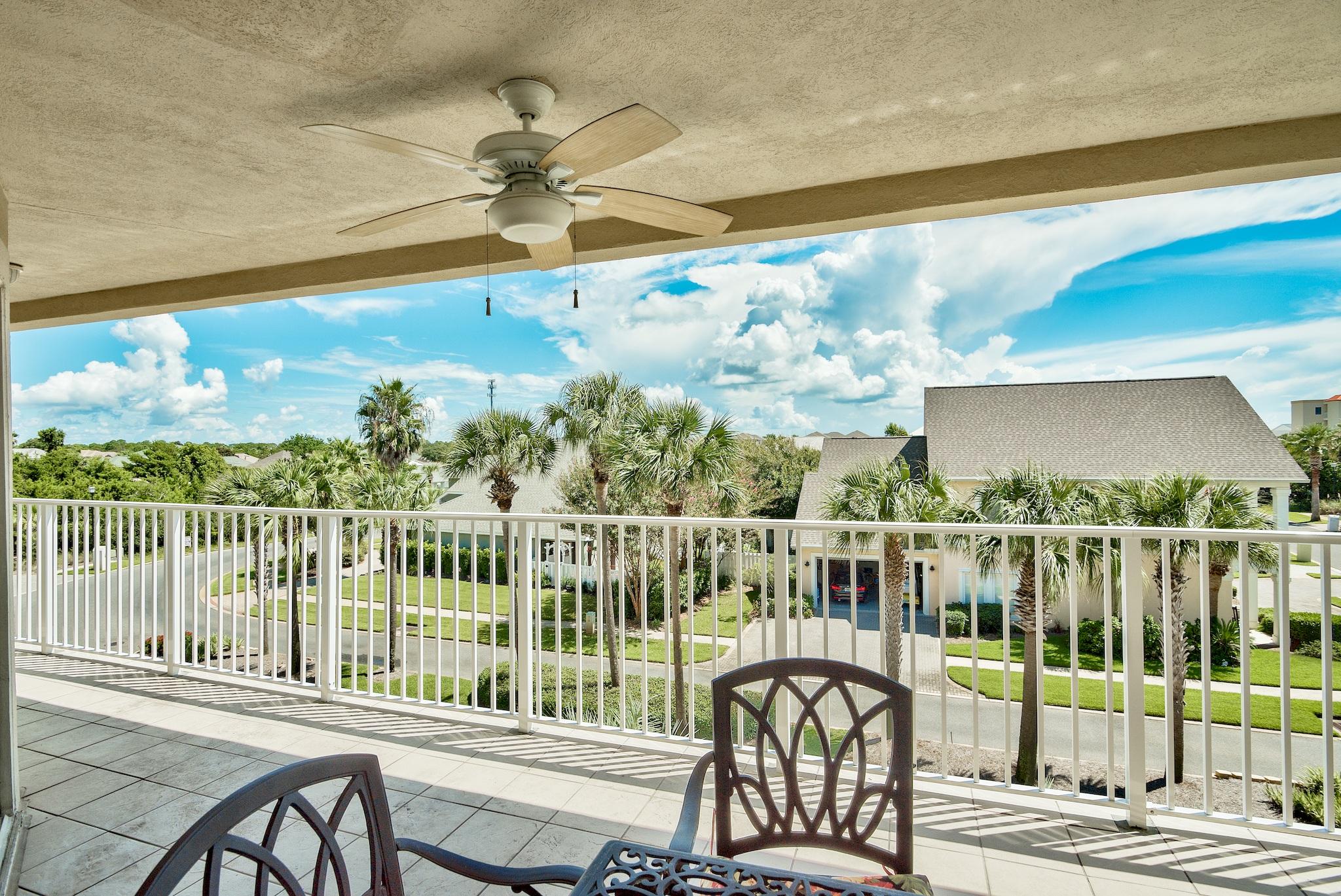 MARAVILLA CONDO 3 - Residential