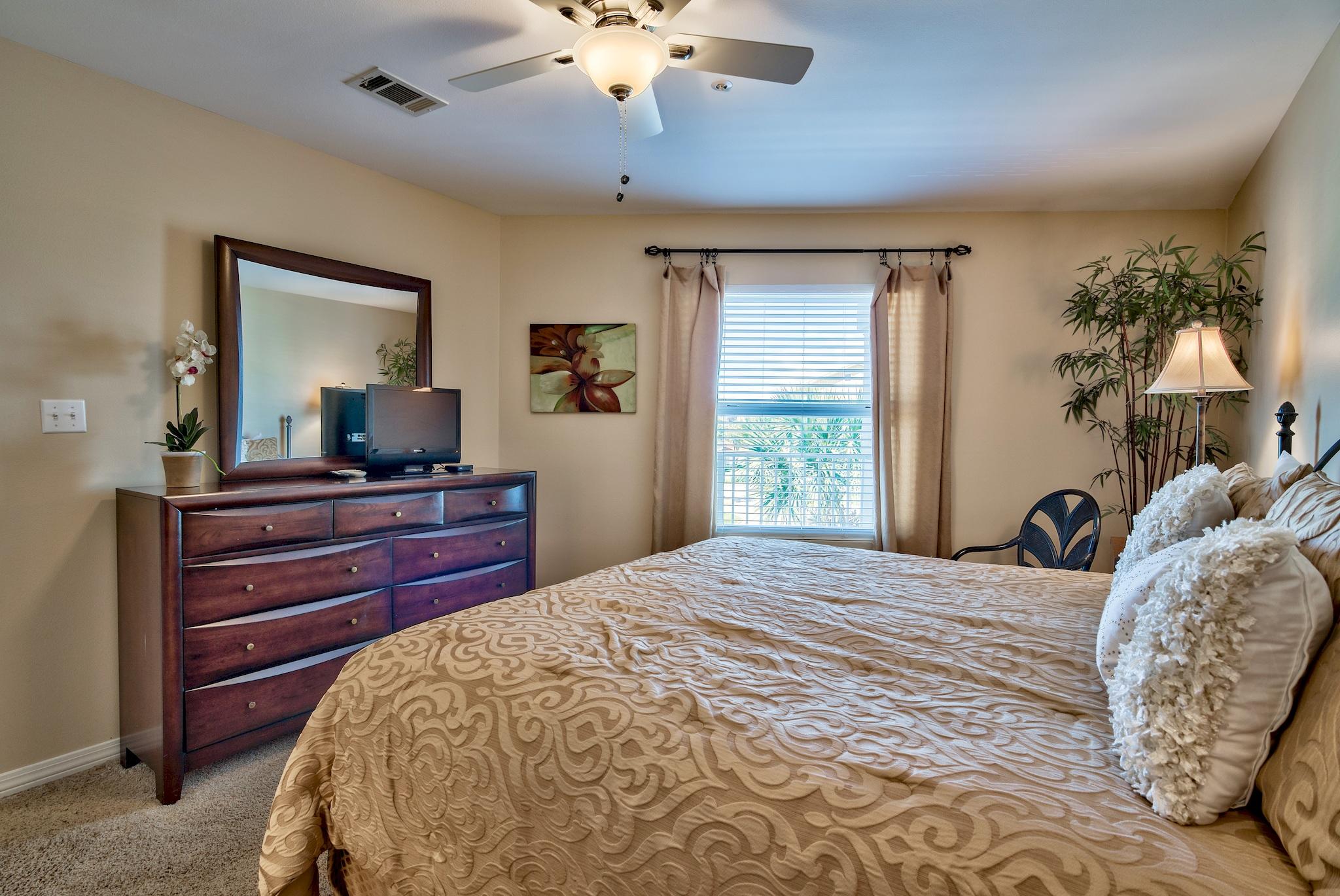 MARAVILLA CONDO 3 - Residential