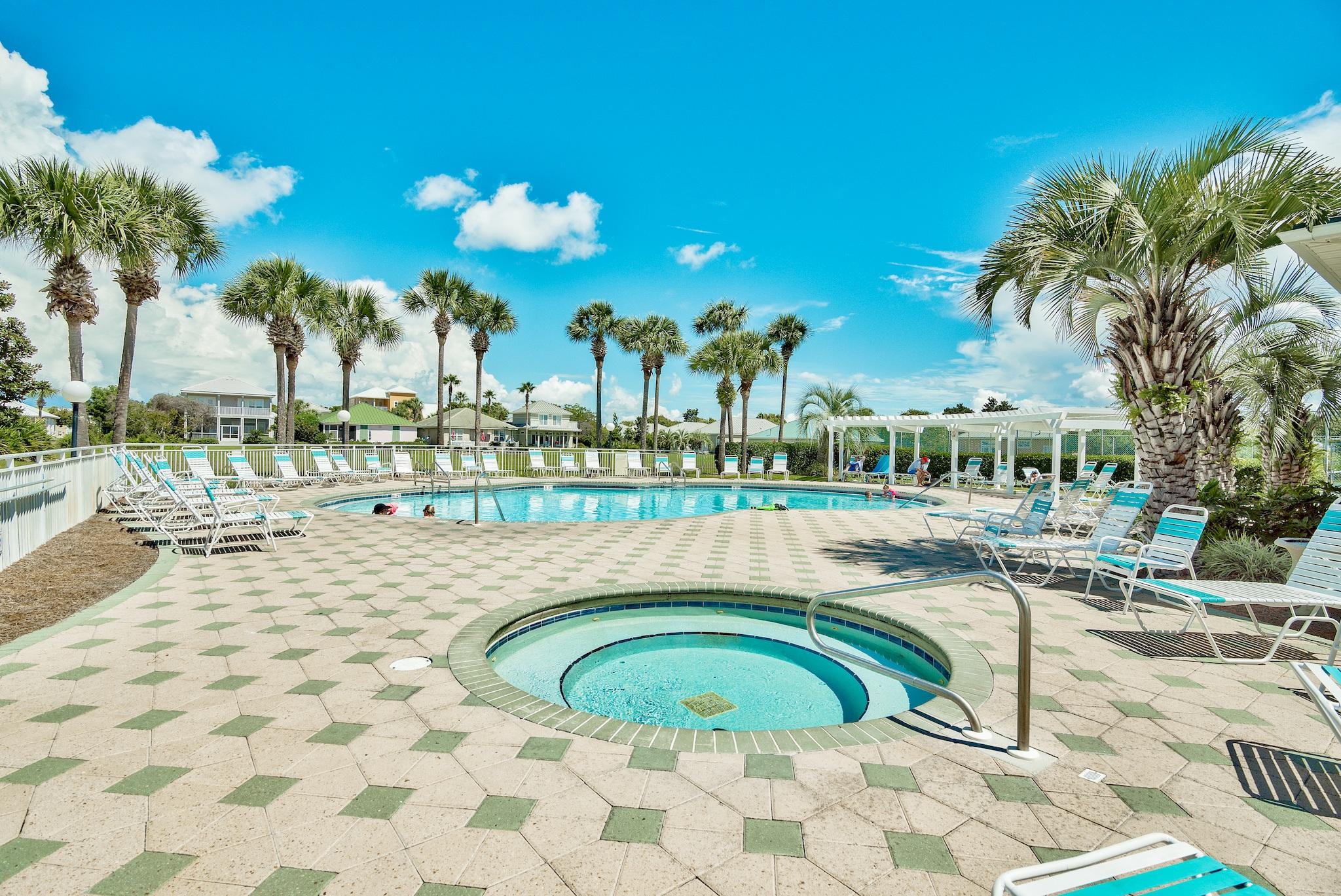 MARAVILLA CONDO 3 - Residential