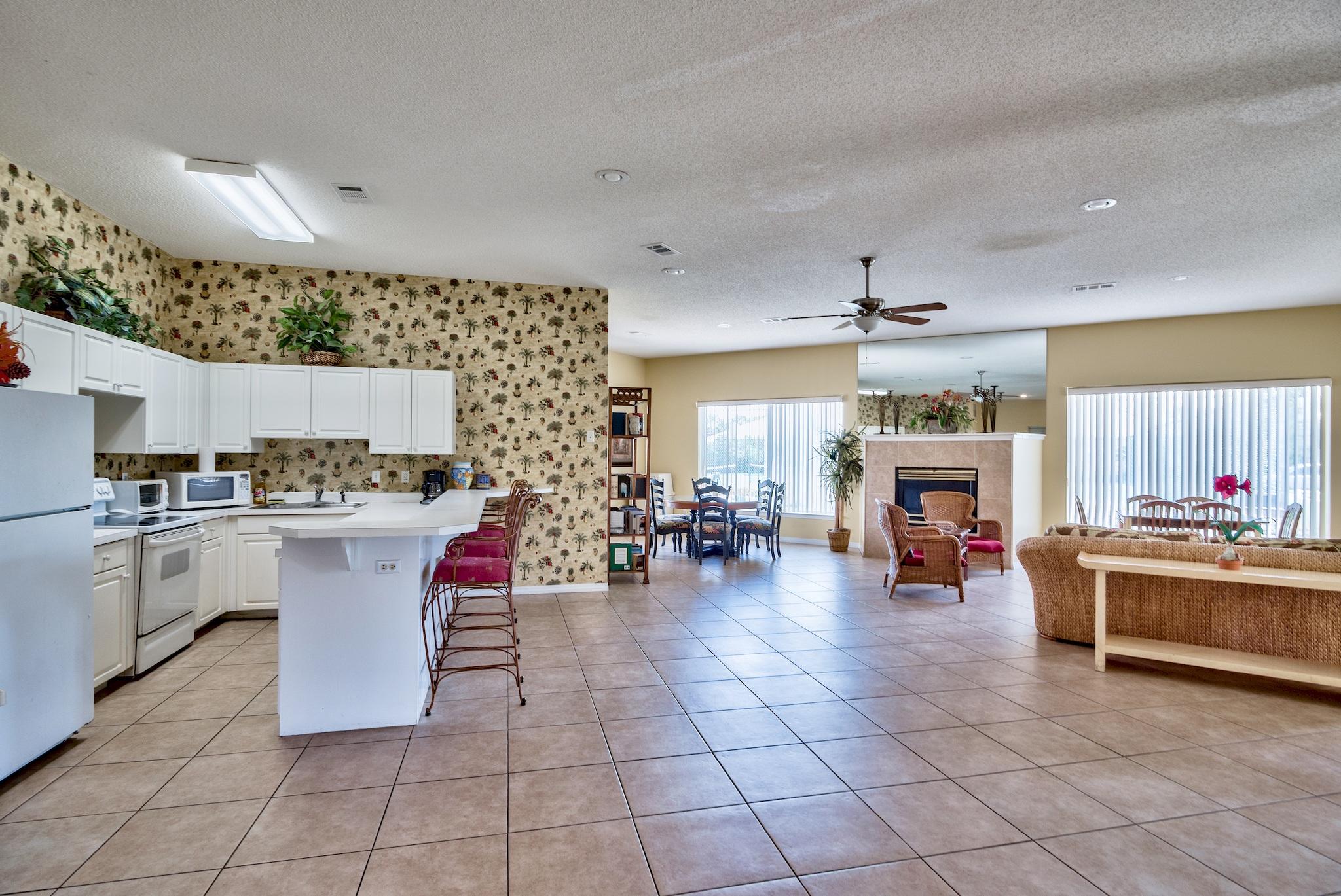 MARAVILLA CONDO 3 - Residential