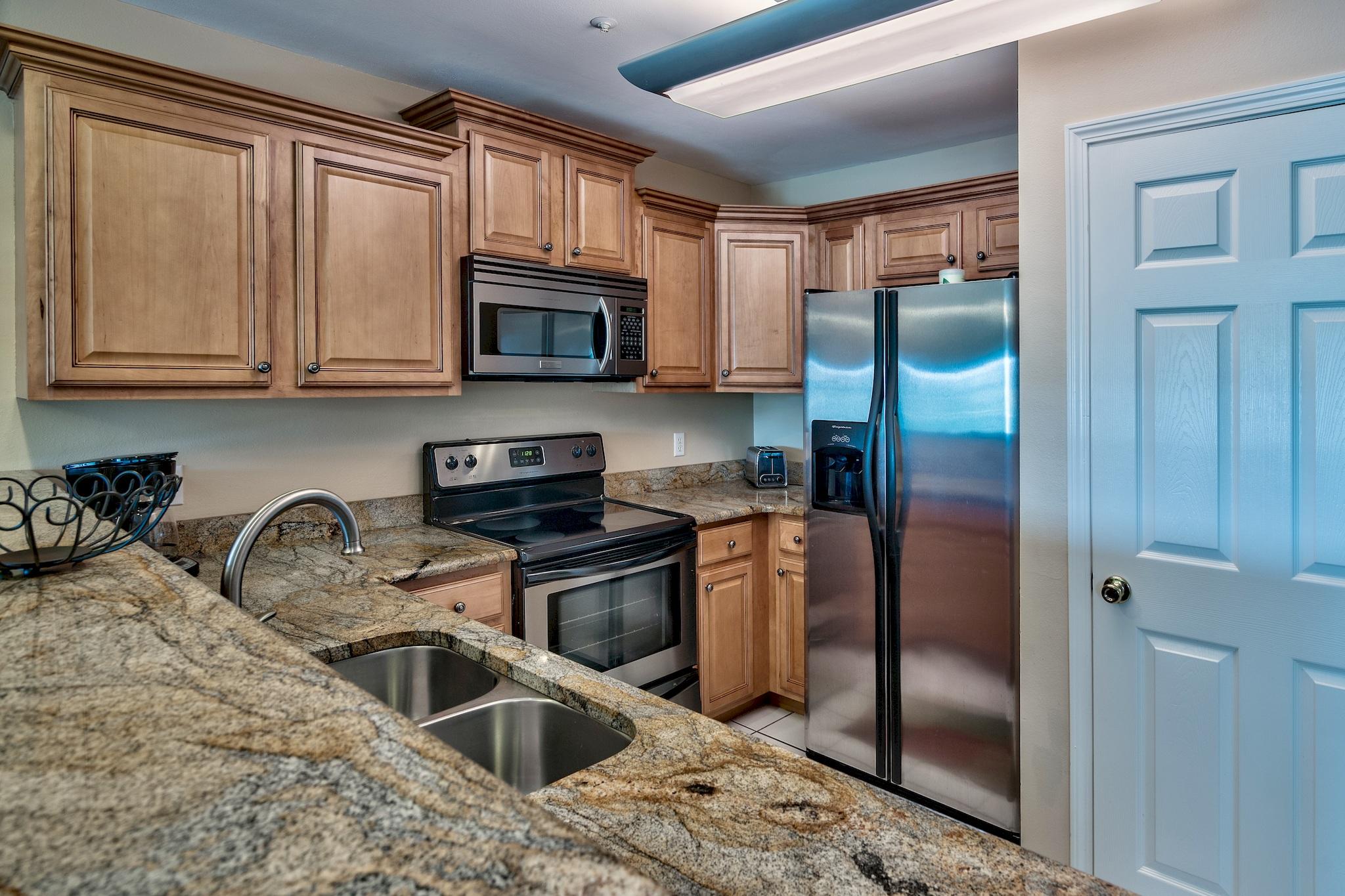 MARAVILLA CONDO 3 - Residential