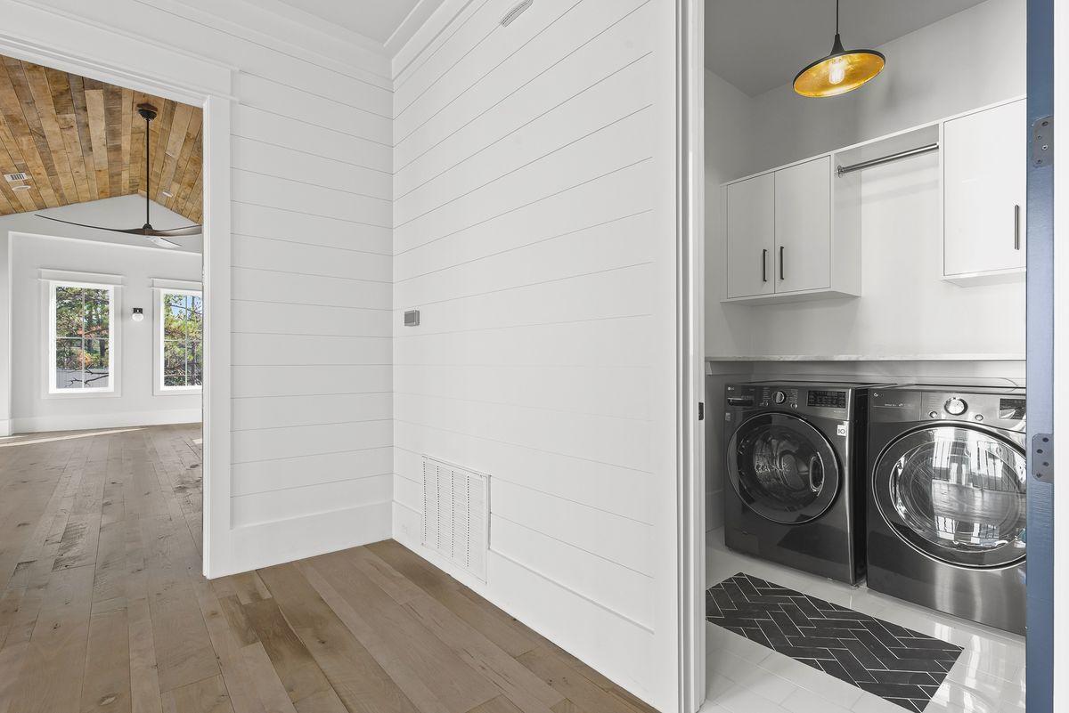 SEAGROVE SHORES 4TH ADD - Residential