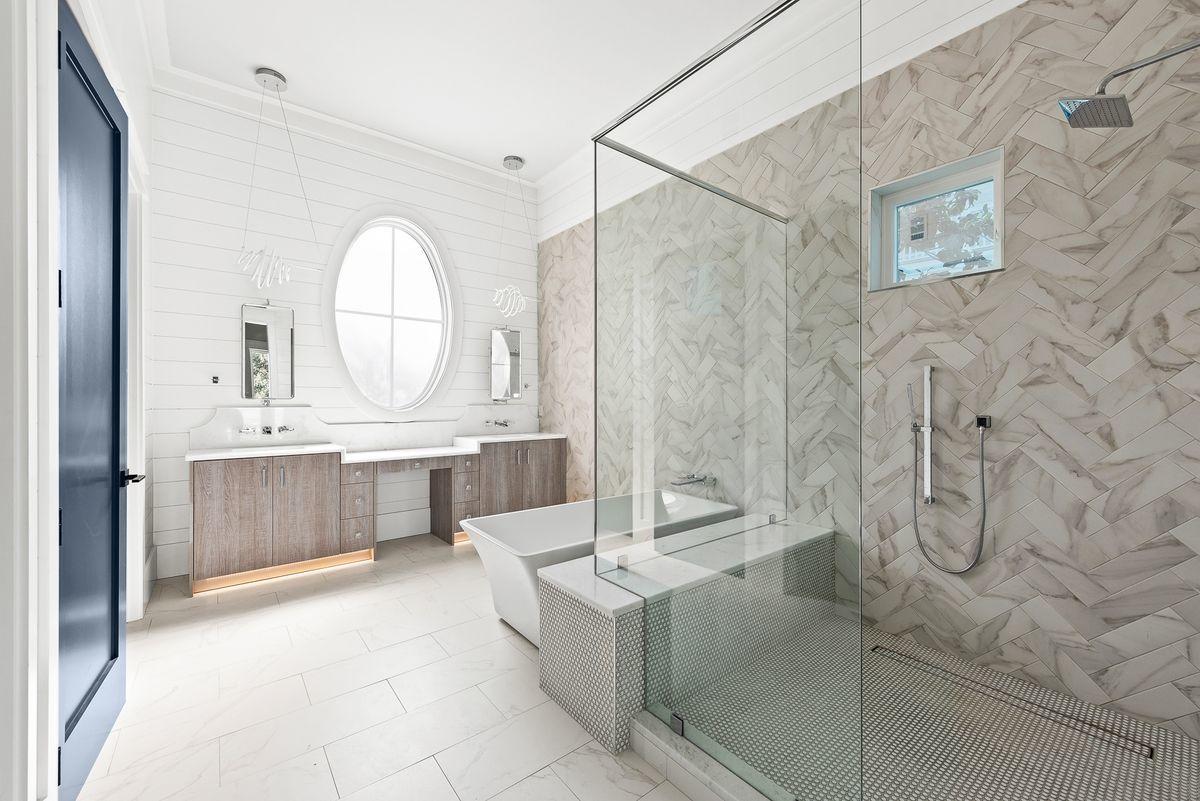 SEAGROVE SHORES 4TH ADD - Residential