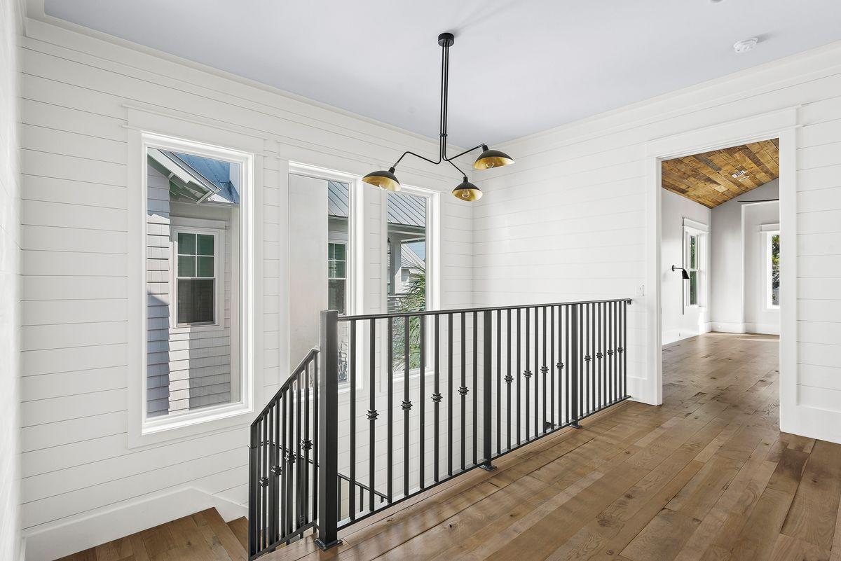 SEAGROVE SHORES 4TH ADD - Residential