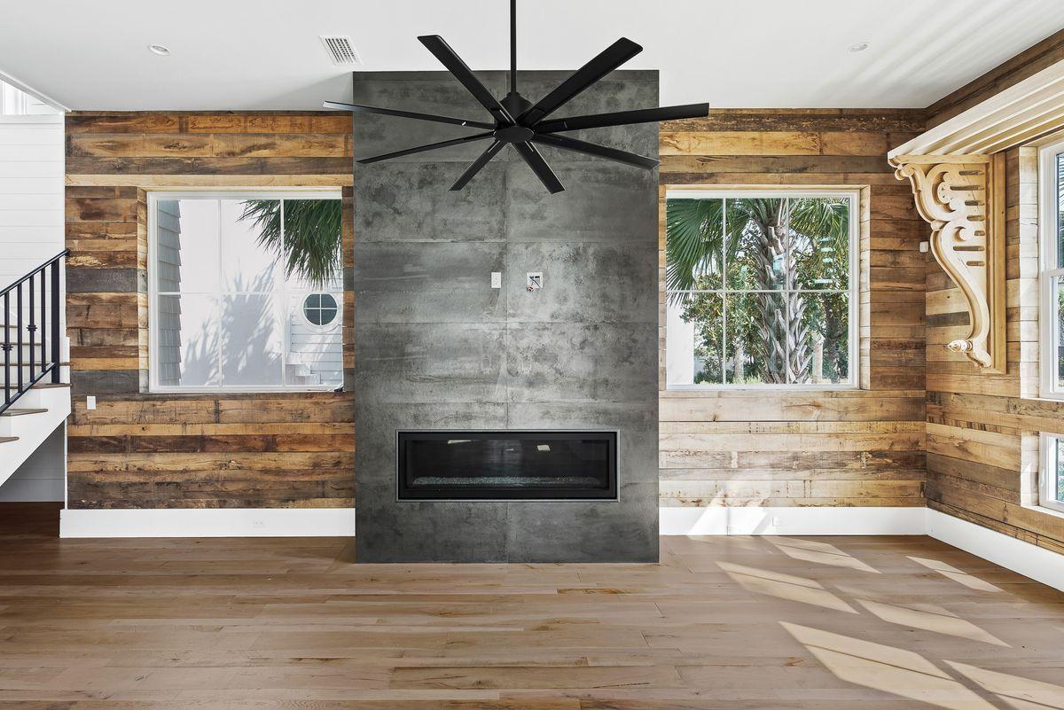 SEAGROVE SHORES 4TH ADD - Residential