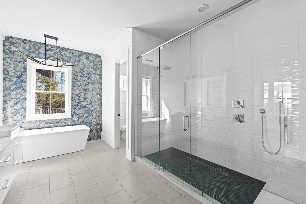 SEAGROVE SHORES 4TH ADD - Residential