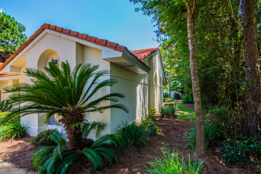 TROON DRIVE - Residential