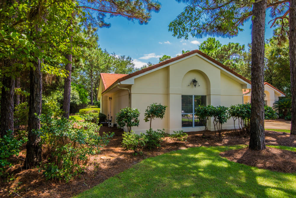 TROON DRIVE - Residential