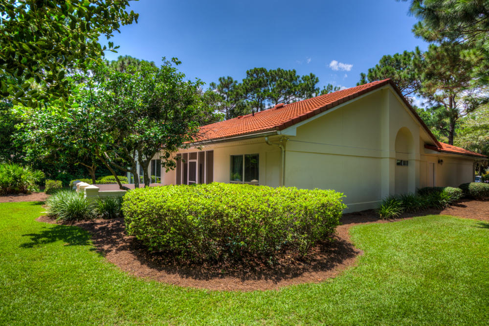 TROON DRIVE - Residential