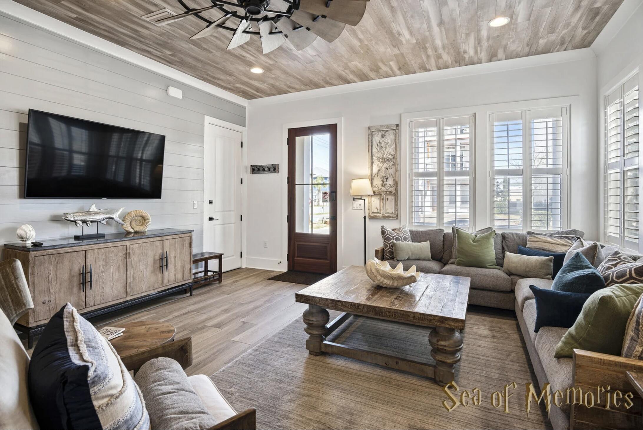 The Retreat at Miramar - Residential