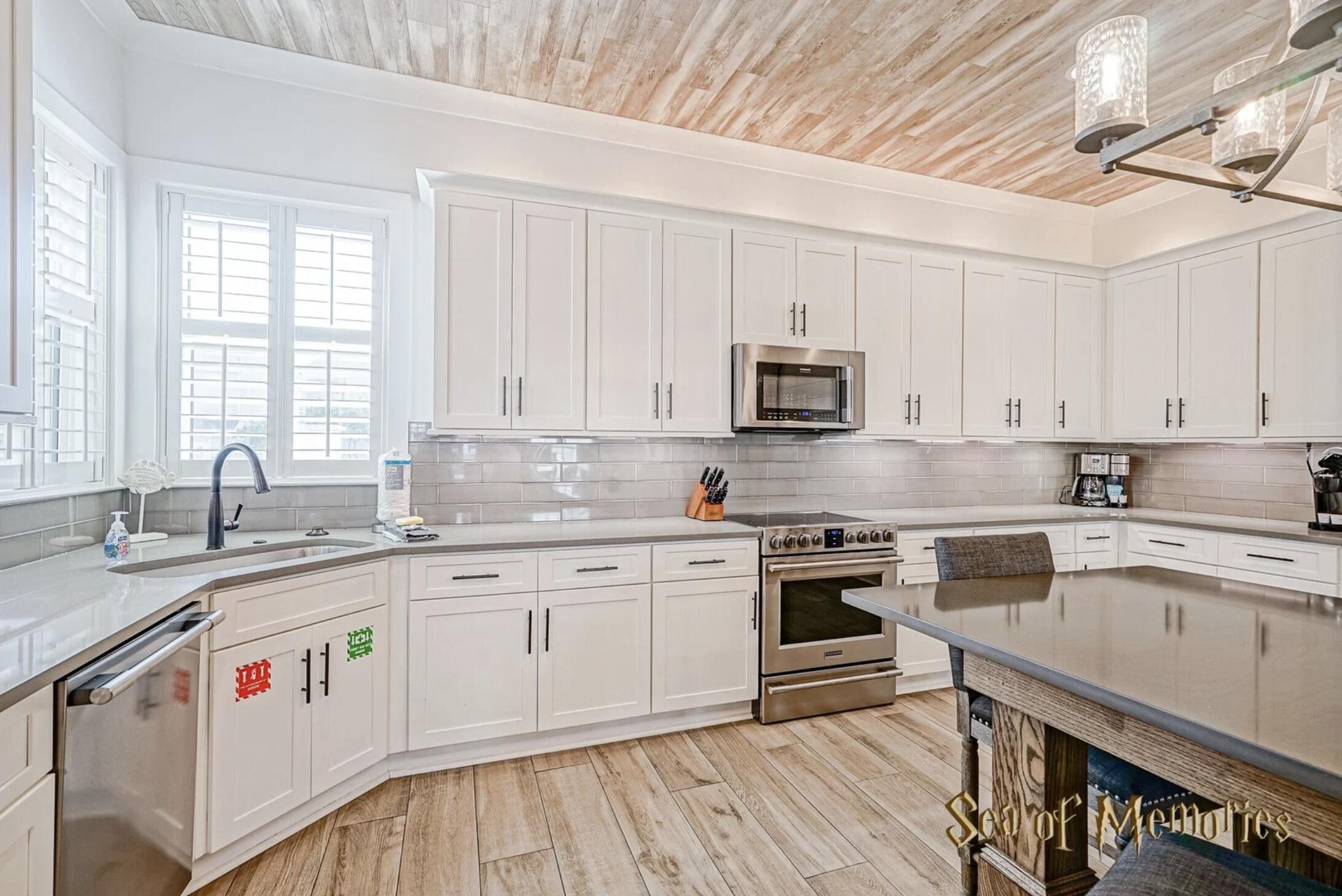The Retreat at Miramar - Residential