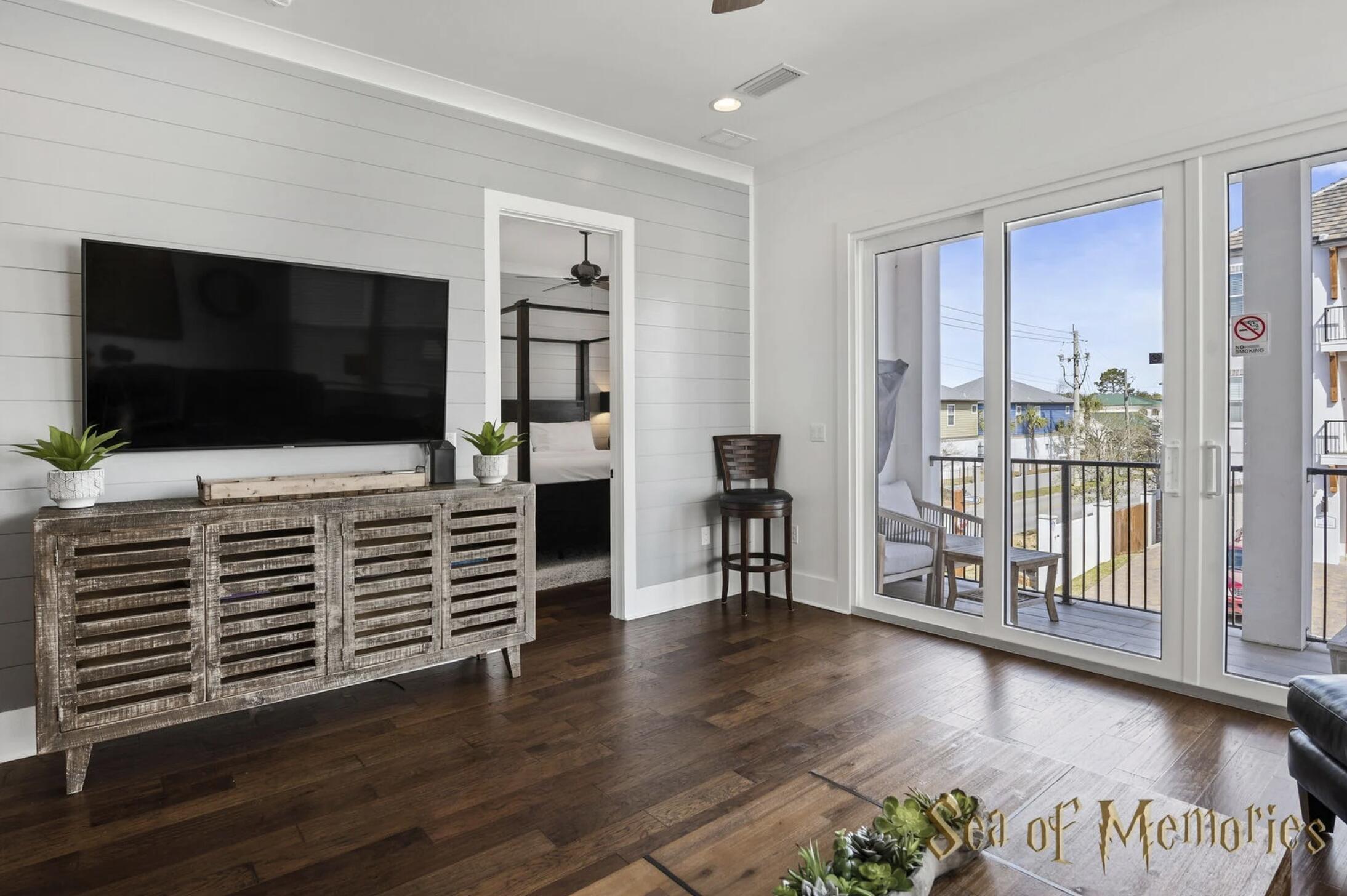 The Retreat at Miramar - Residential