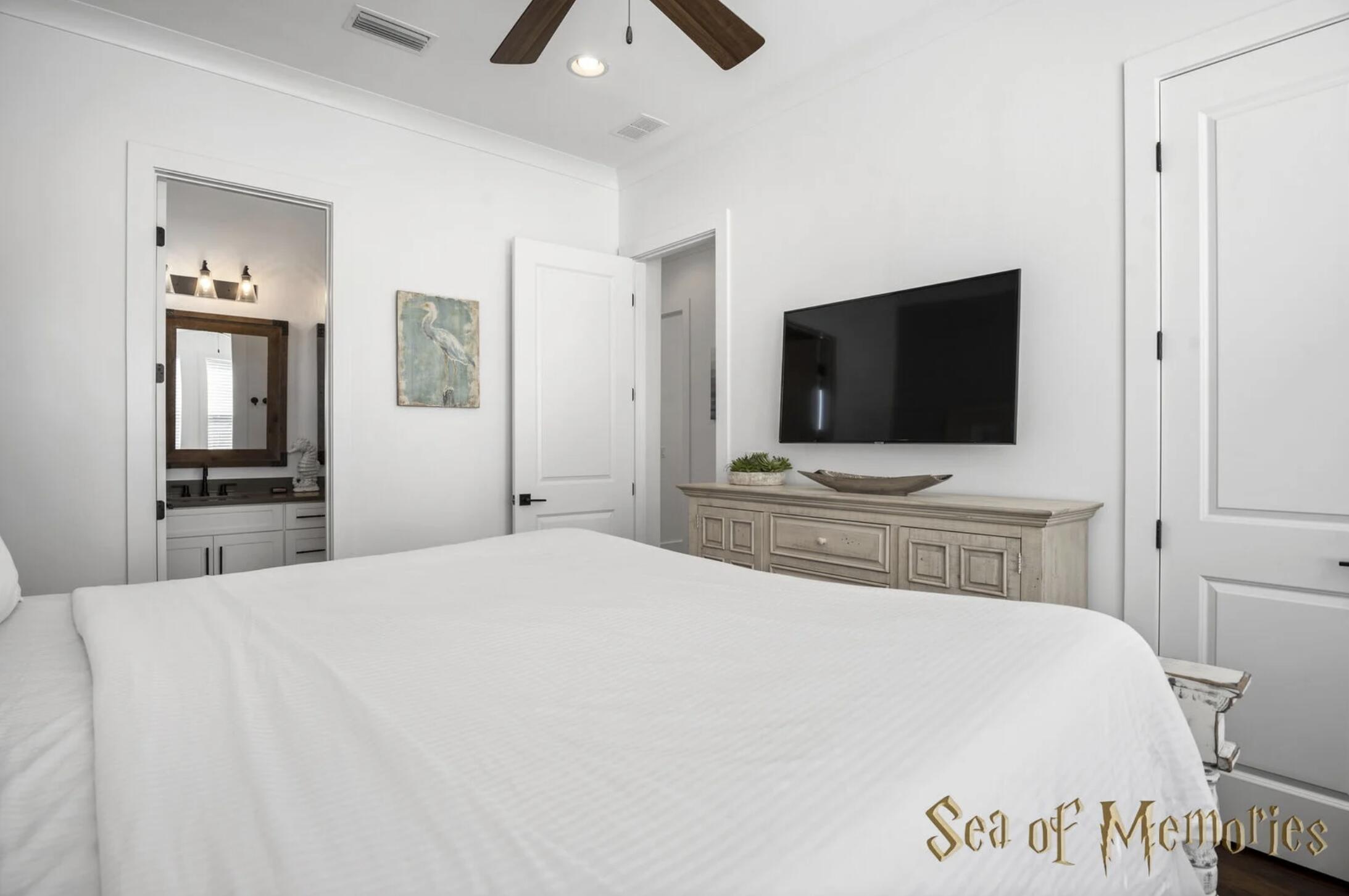 The Retreat at Miramar - Residential