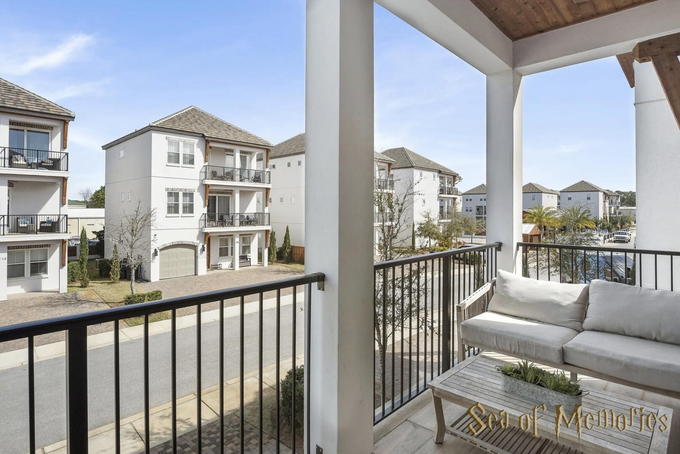 The Retreat at Miramar - Residential