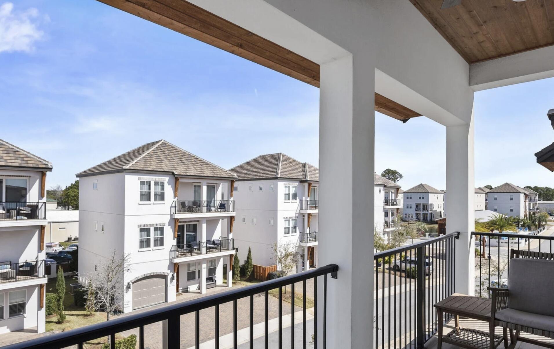 The Retreat at Miramar - Residential