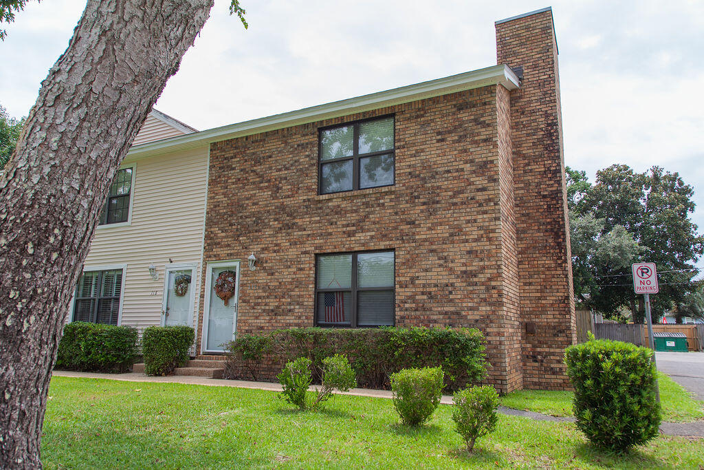 COUNTRY VILLAS PH 2 - Residential