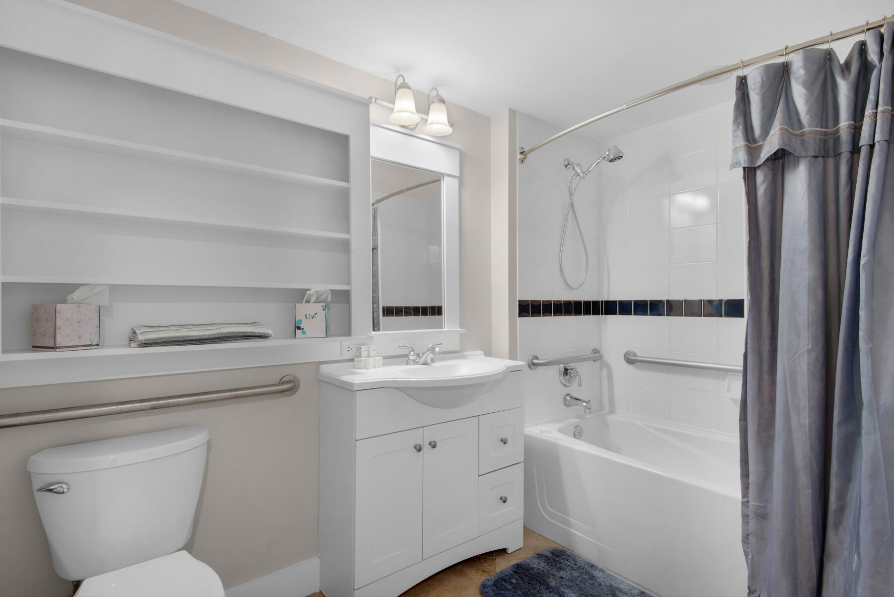 OBSERVATION POINT SOUTH - Residential