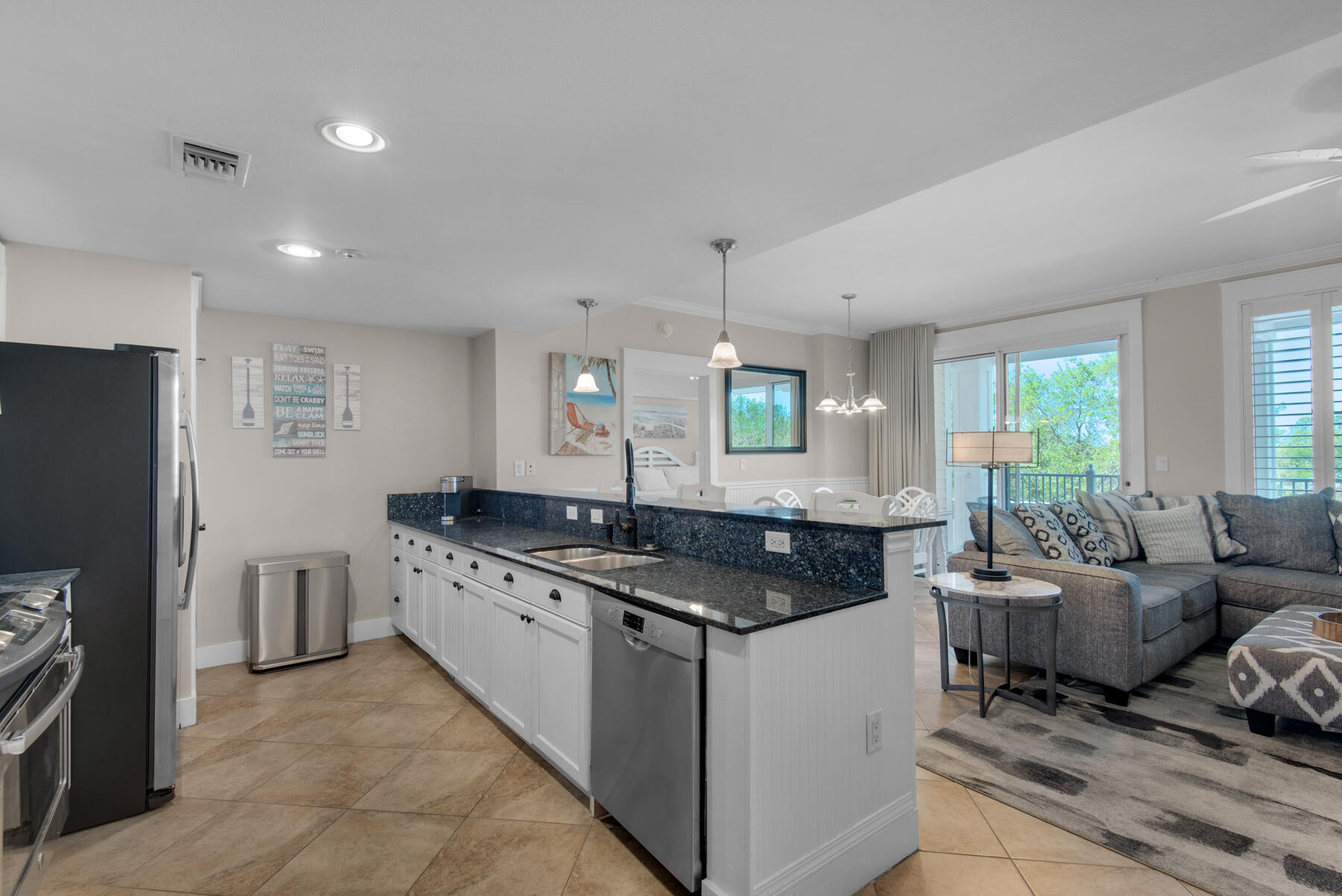 OBSERVATION POINT SOUTH - Residential