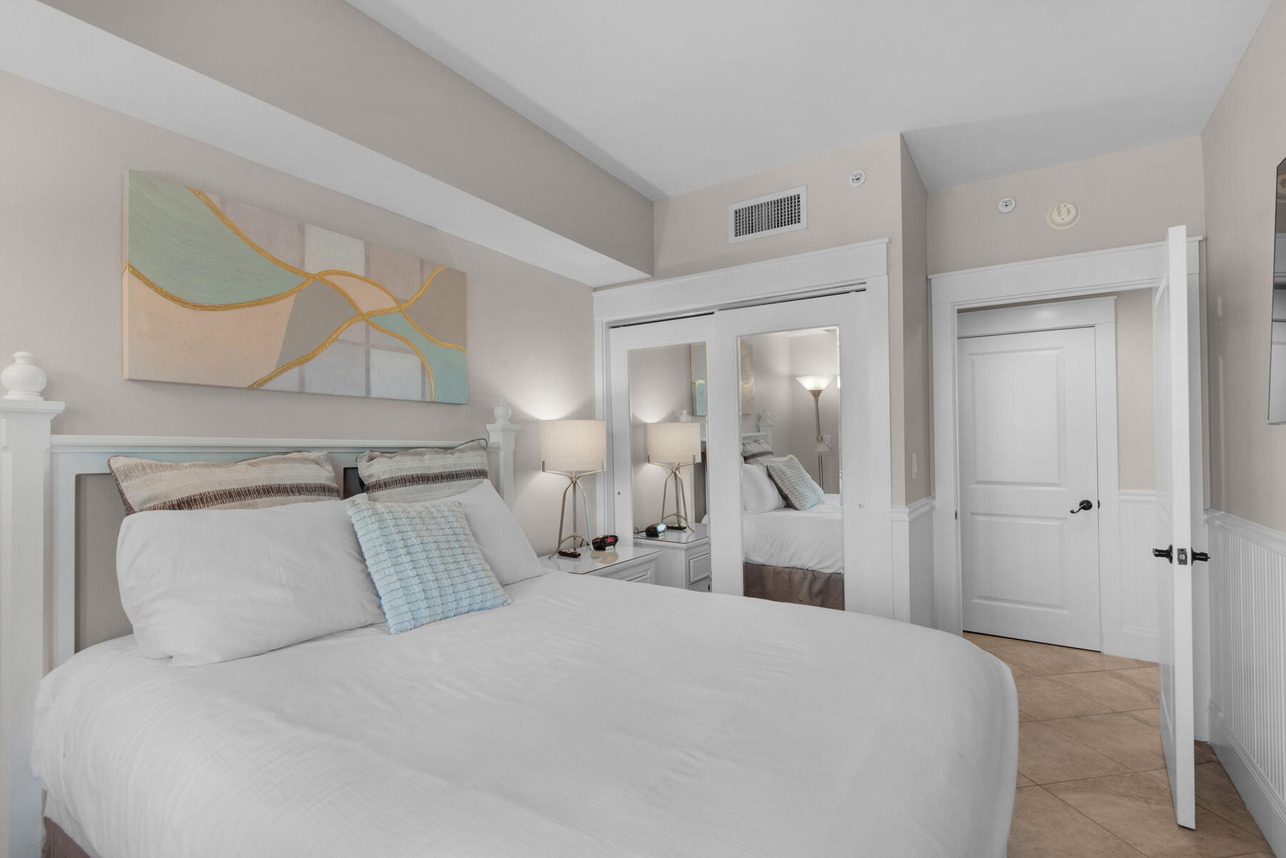 OBSERVATION POINT SOUTH - Residential