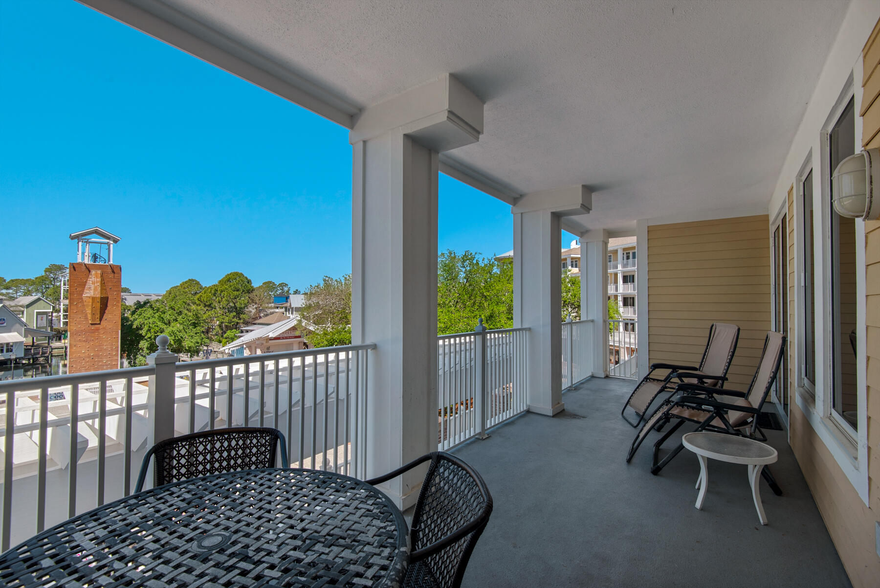 OBSERVATION POINT SOUTH - Residential