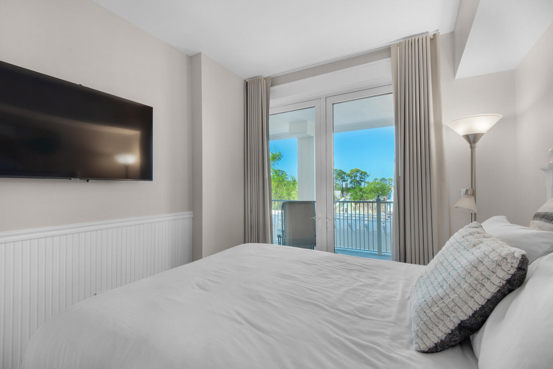 OBSERVATION POINT SOUTH - Residential