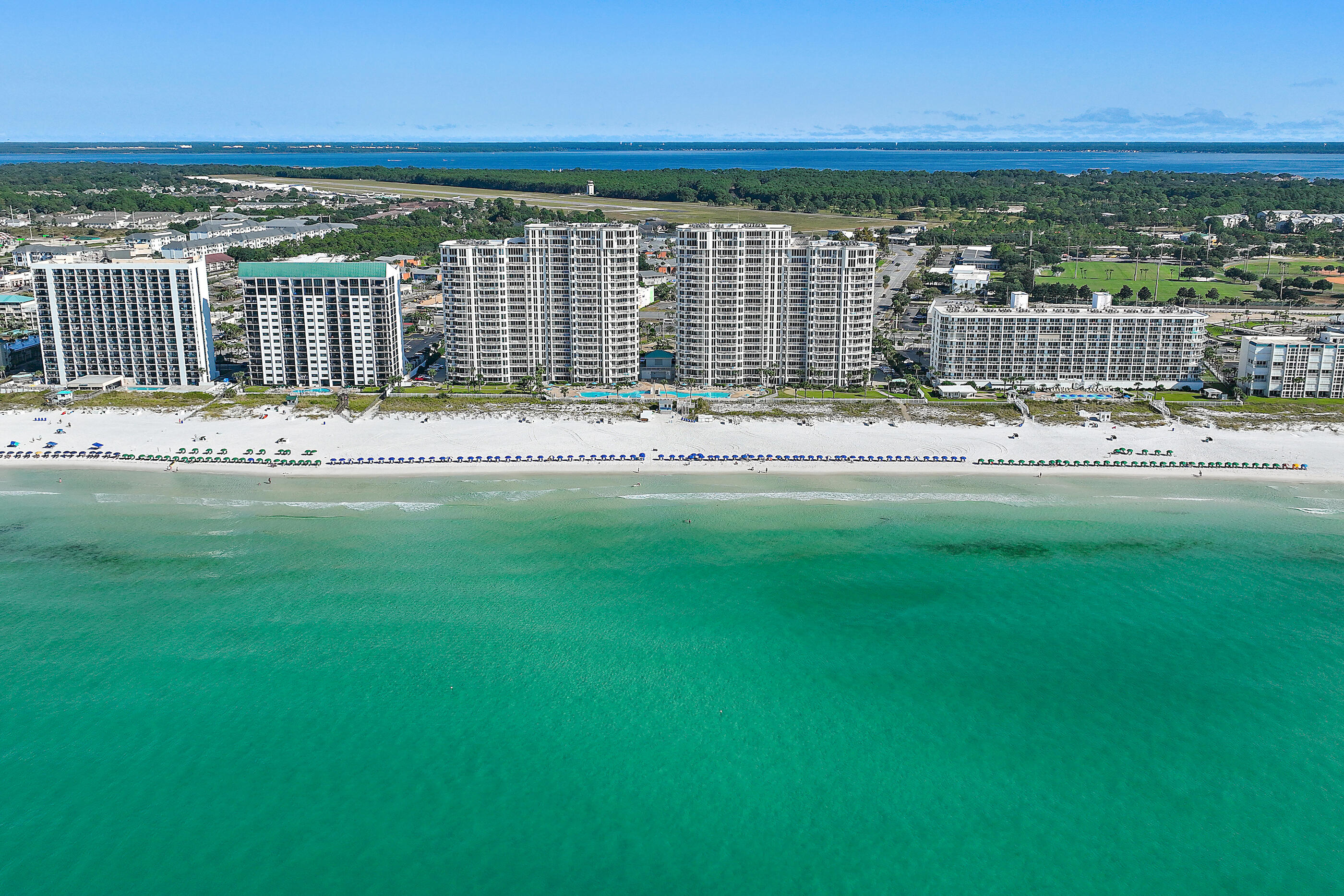 SILVER BEACH TOWERS E - Residential