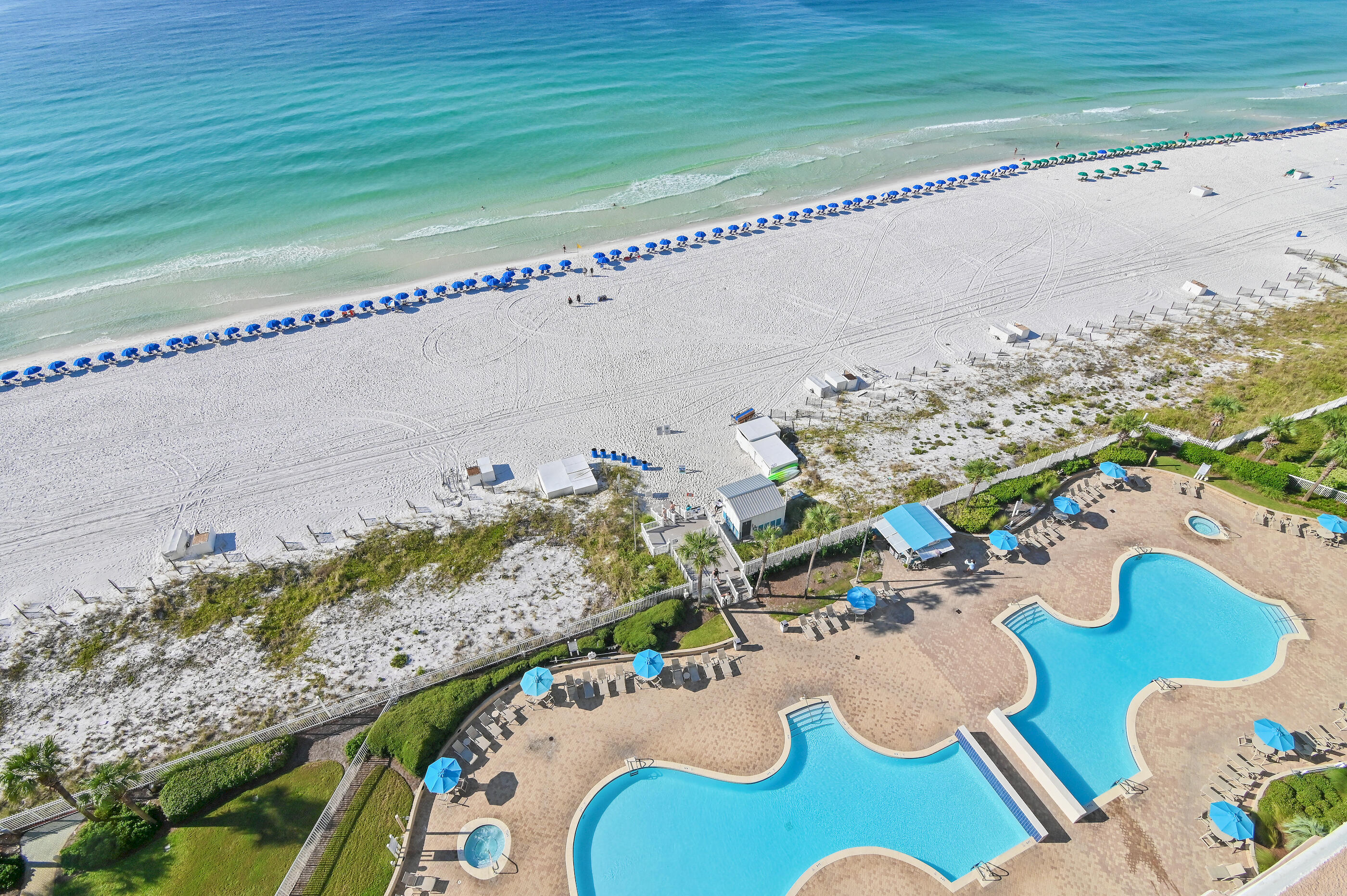 SILVER BEACH TOWERS E - Residential