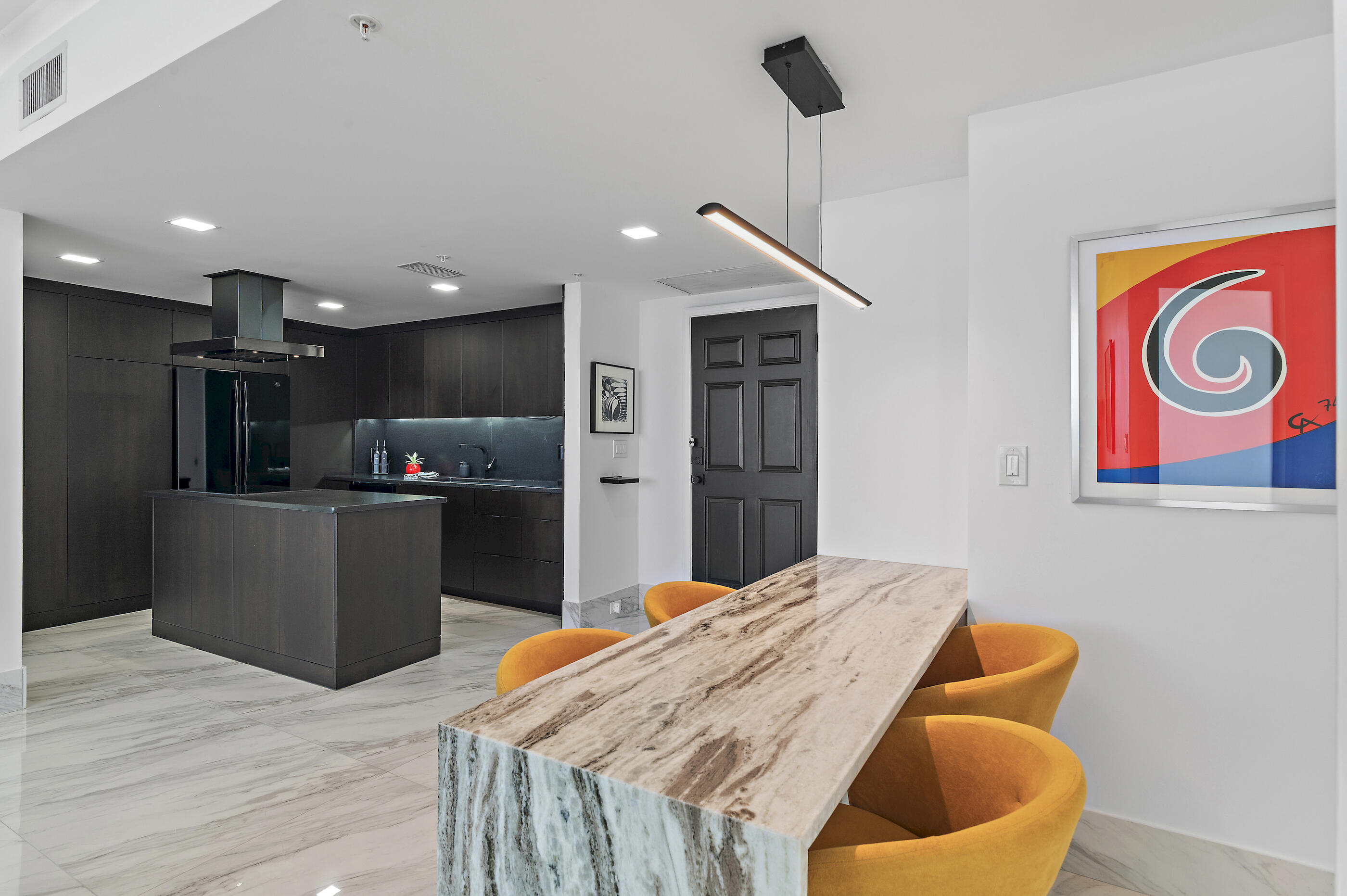 SILVER BEACH TOWERS E - Residential