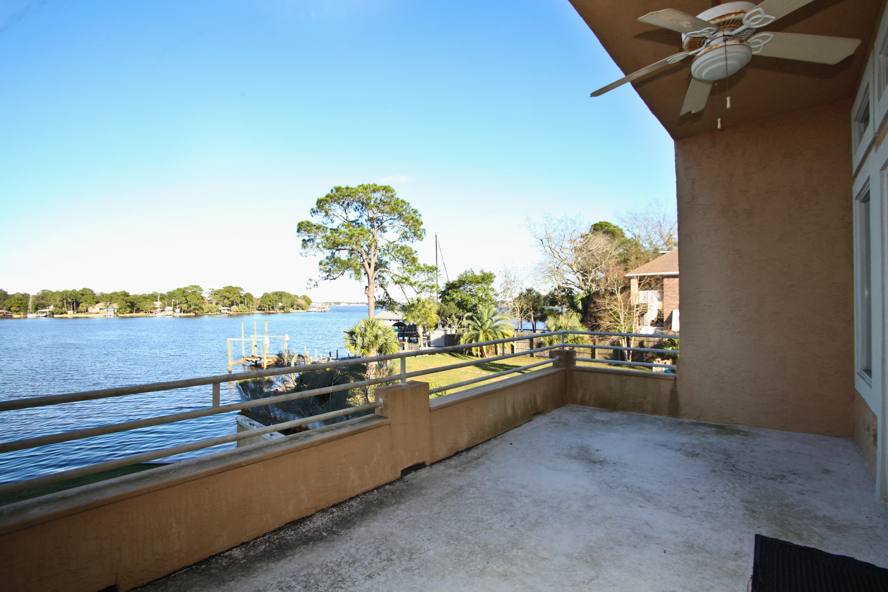 MOORINGS PH 2 - Residential