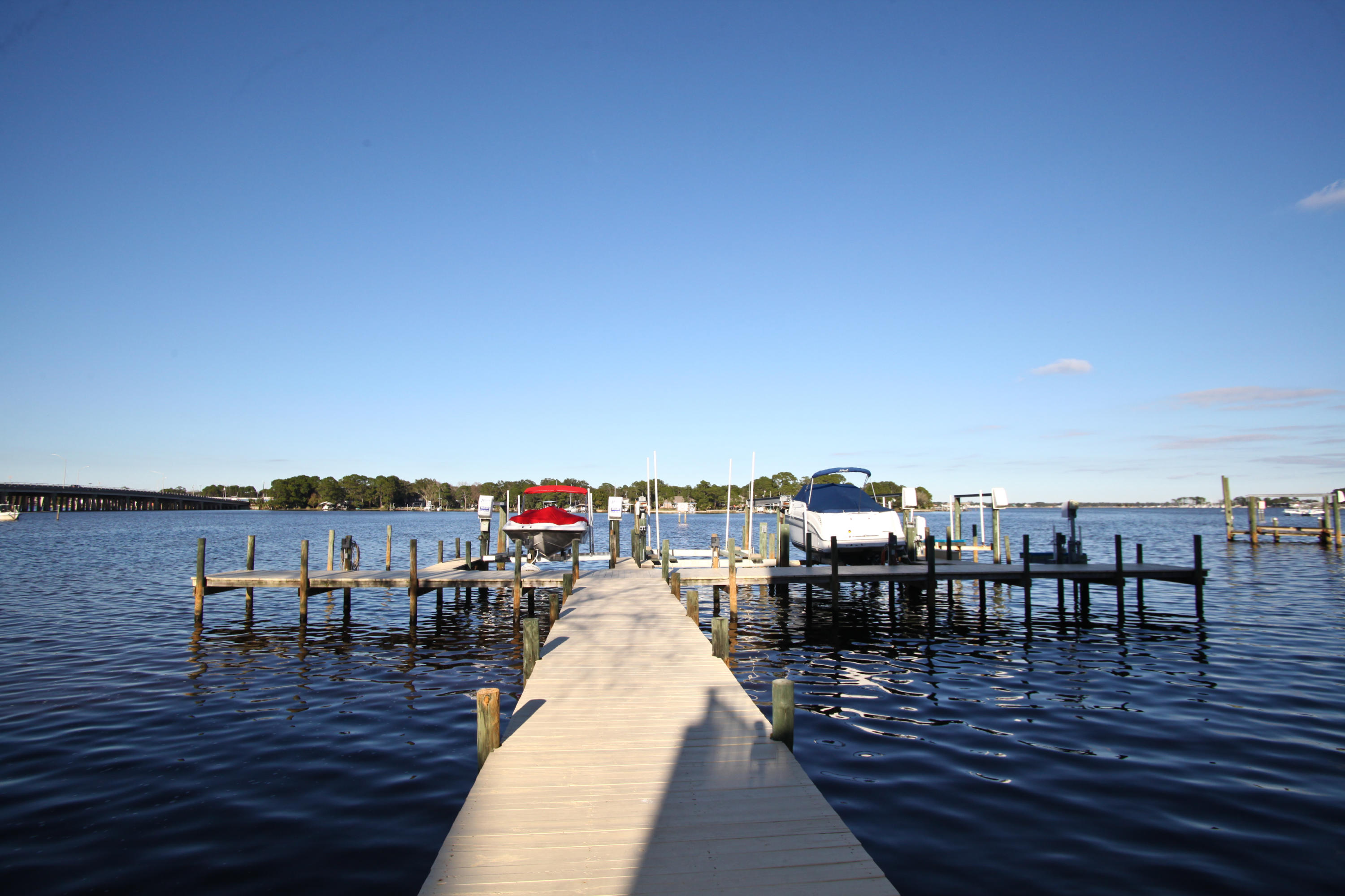 MOORINGS PH 2 - Residential